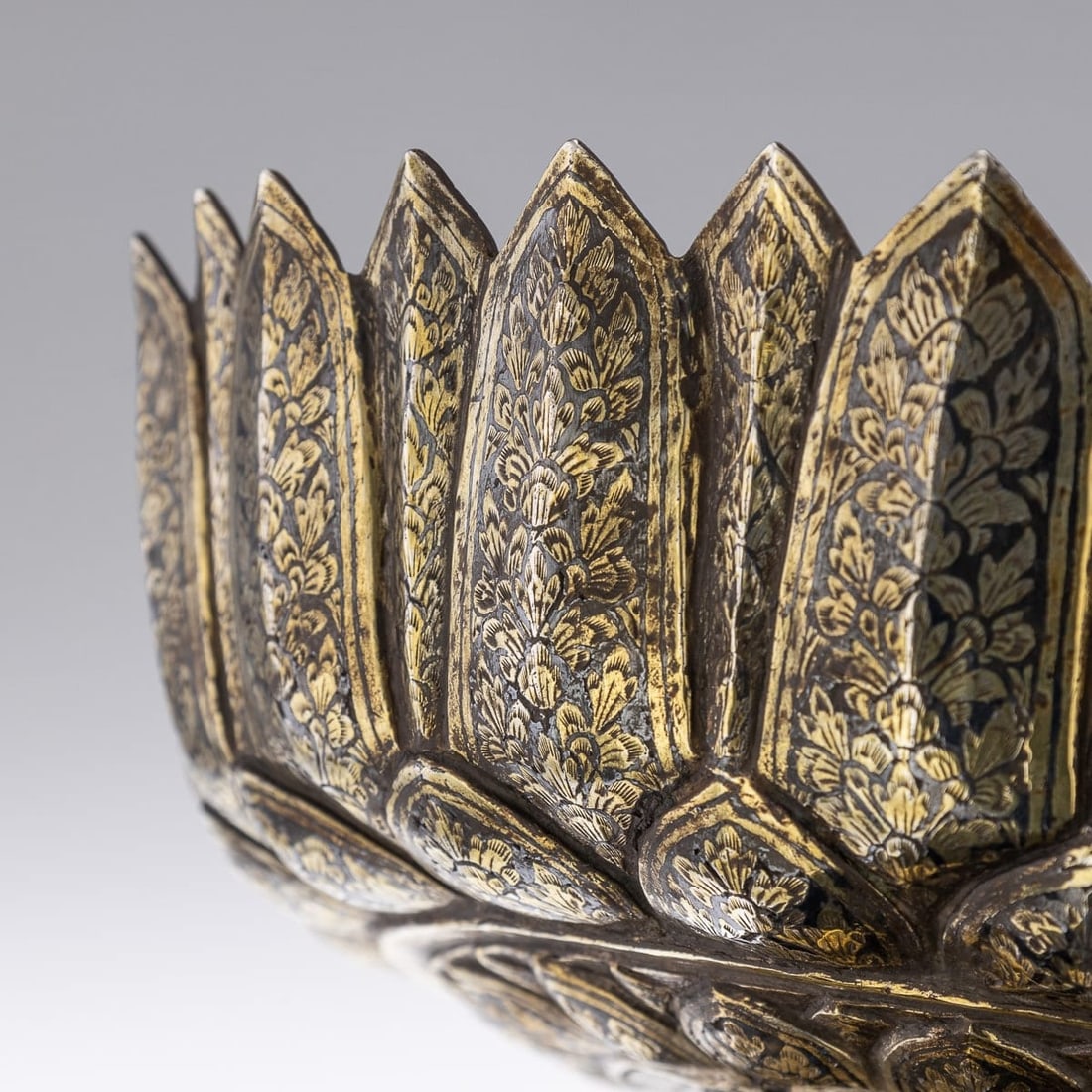 ANTIQUE 19thC THAI SOLID SILVER-GILT NIELLO ENAMEL LARGE BOWL, SIAM c.1800 - 13