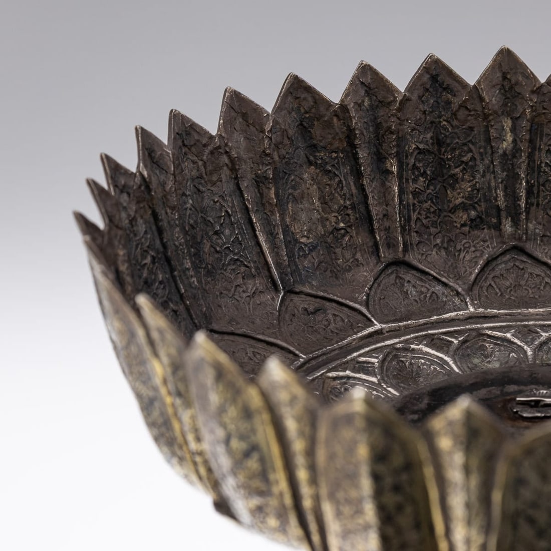 ANTIQUE 19thC THAI SOLID SILVER-GILT NIELLO ENAMEL LARGE BOWL, SIAM c.1800 - 14