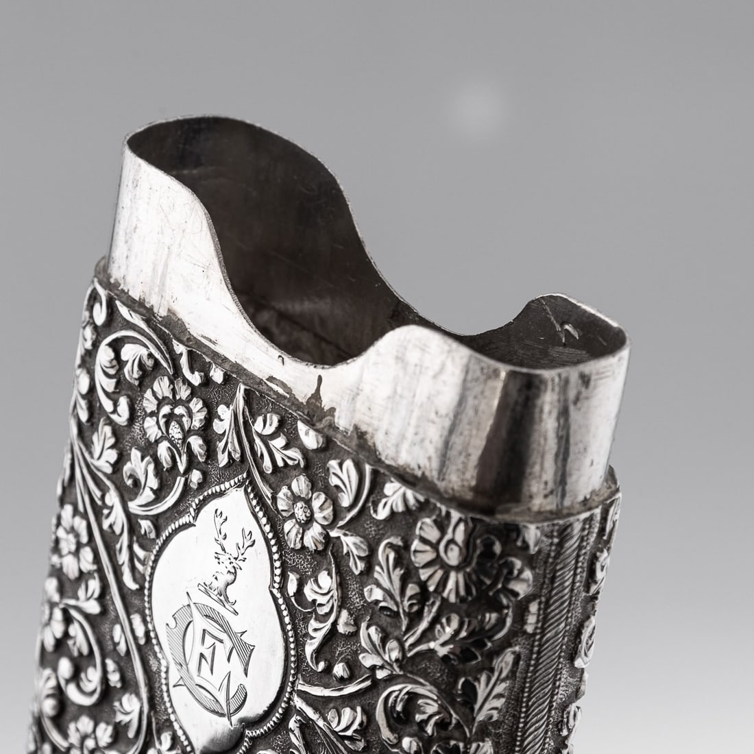 ANTIQUE 19thC INDIAN KUTCH SOLID SILVER CIGAR CASE c.1880 - 7