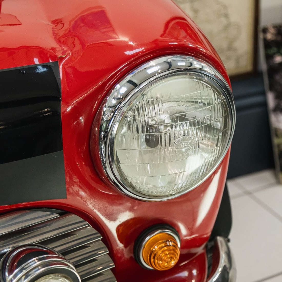 UNUSUAL 1964 MONTE CARLO RALLY REPLICA MINI FRONT END IN THE FORM OF A DESK - 20