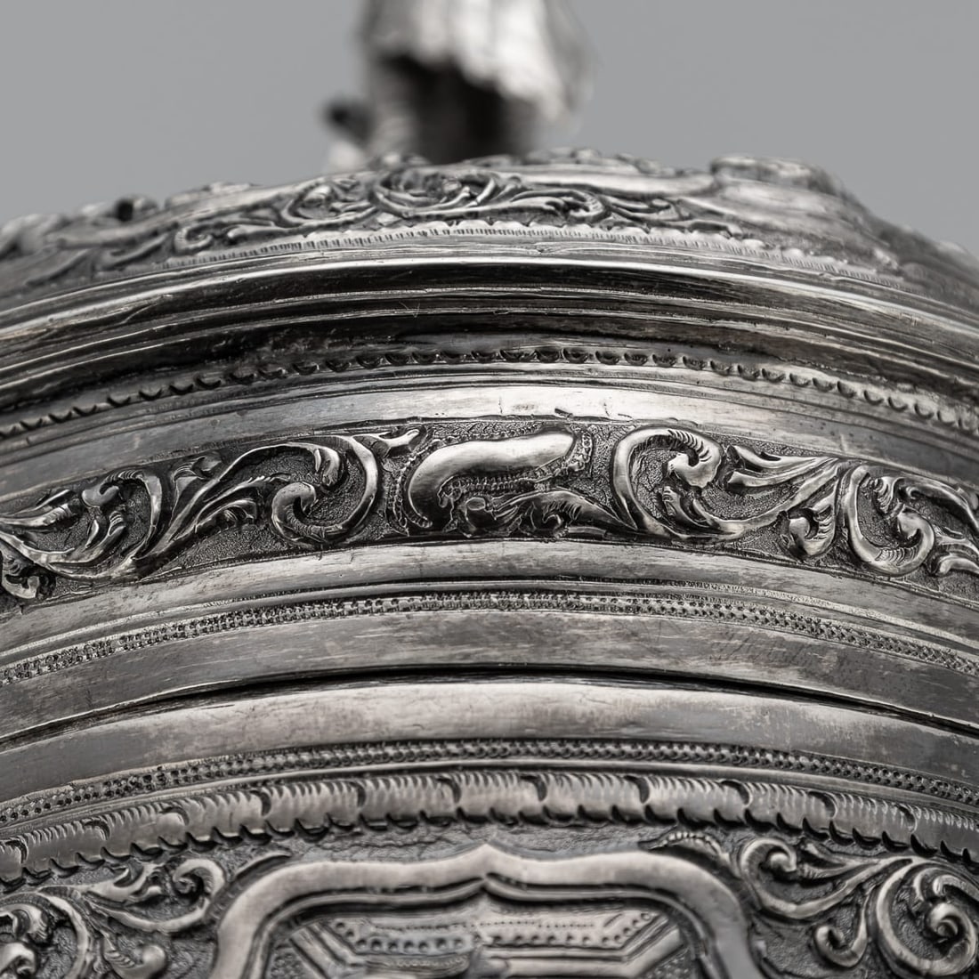 ANTIQUE 19thC BURMESE SOLID SILVER BETEL BOX ON STAND, RANGOON c.1890 - 18