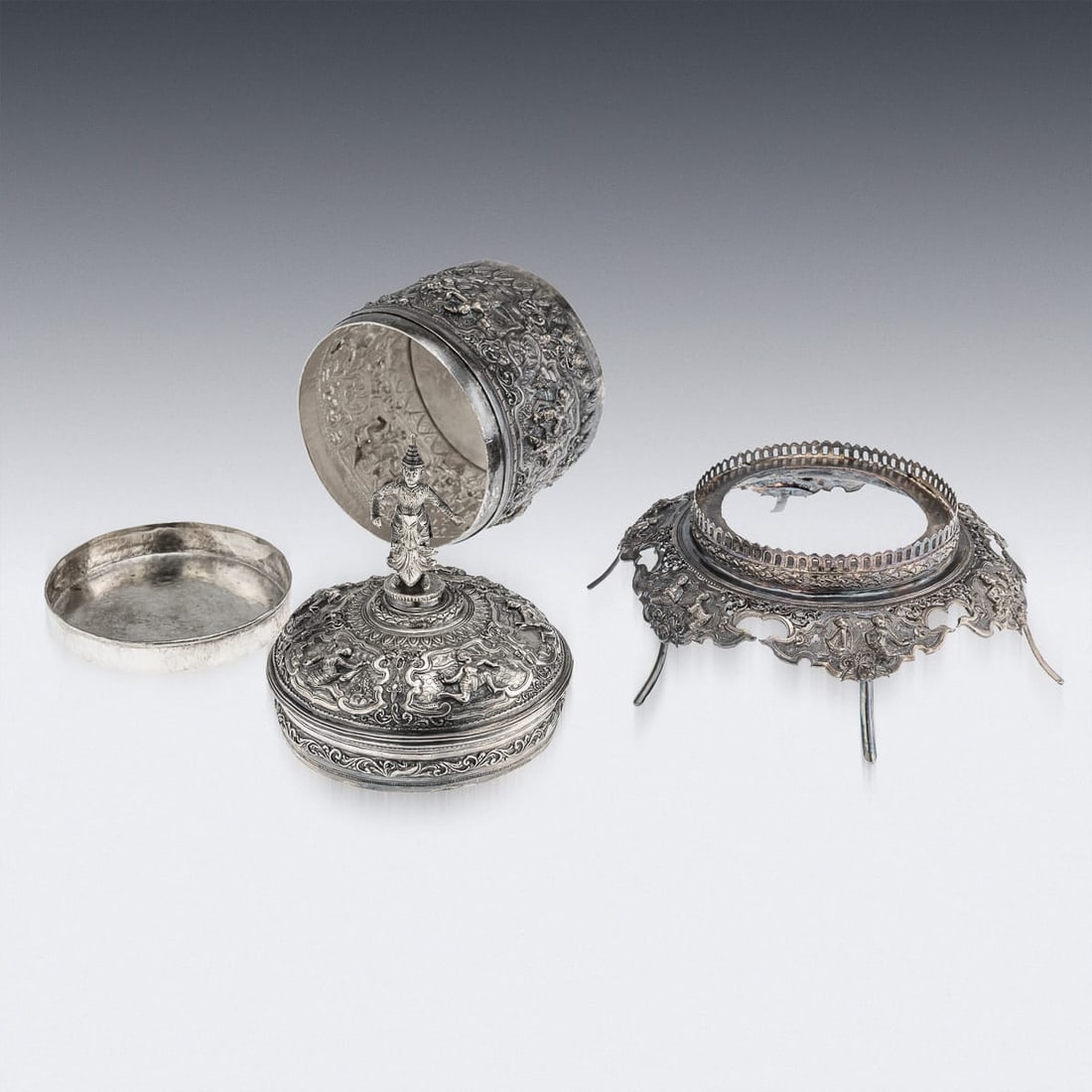 ANTIQUE 19thC BURMESE SOLID SILVER BETEL BOX ON STAND, RANGOON c.1890 - 8