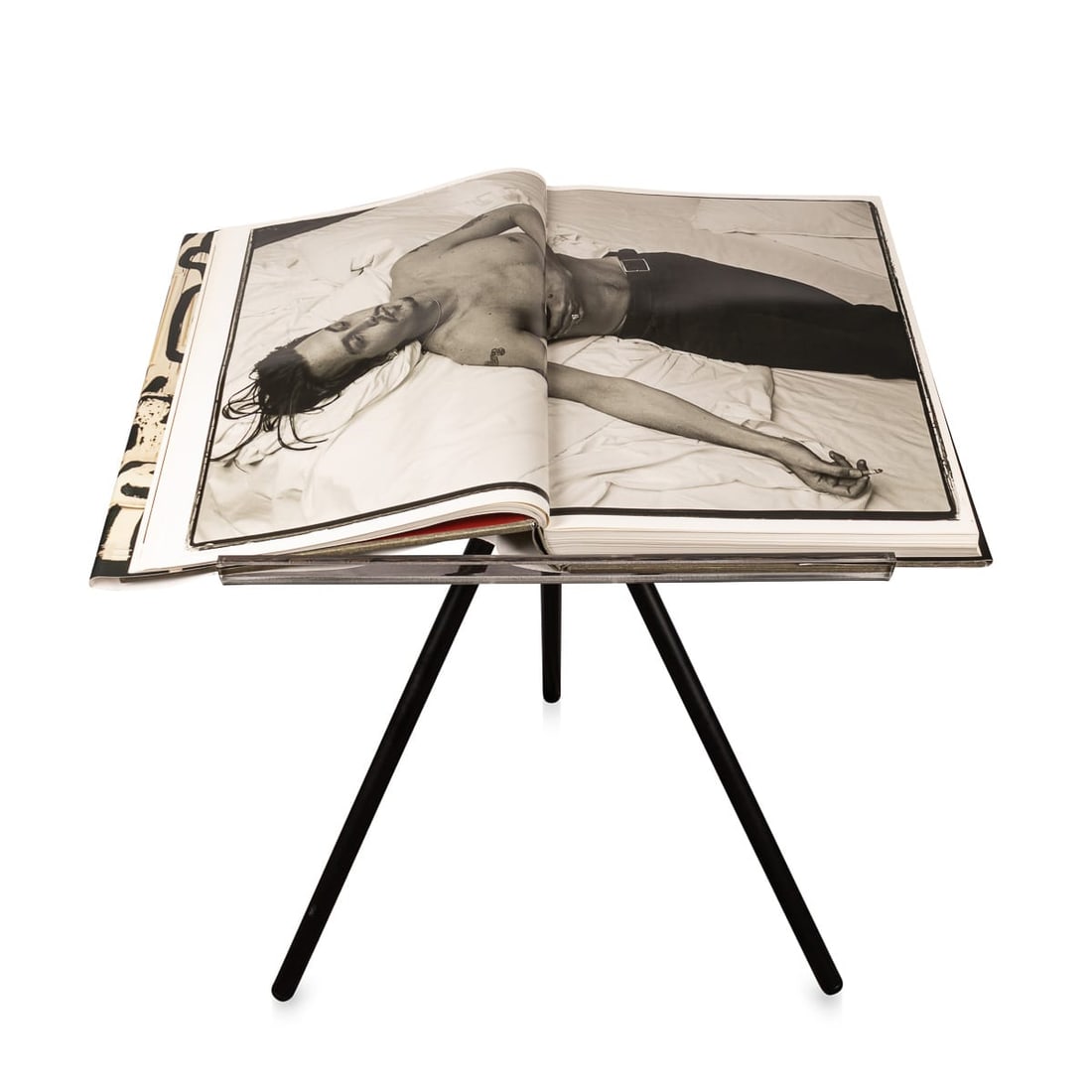 21stC ANNIE LEIBOVITZ KEITH HARING EDITION SUMO SIZED LIMITED EDITION HARDBACK - 3