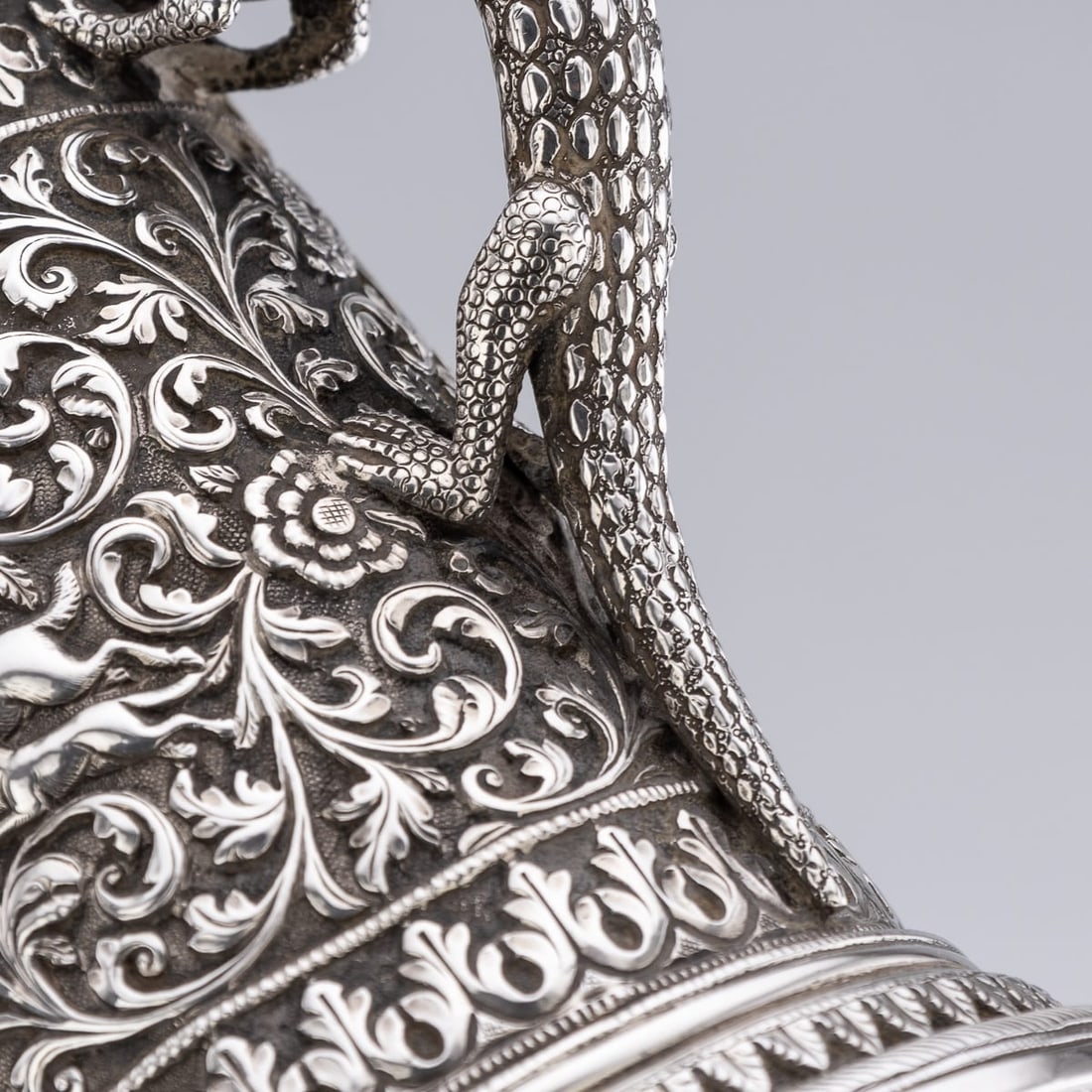 ANTIQUE 19thC INDIAN KUTCH SOLID SILVER MUG, OOMERSI MAWJI BHUJ c.1890 - 10