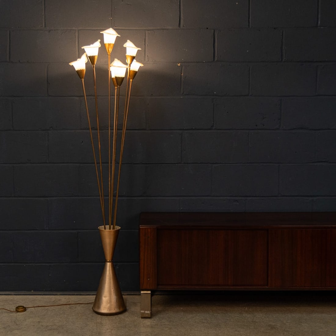 VINTAGE 20thC ITALIAN 'CALLA' FLOOR LAMP BY ANGELO LELLI FOR ARREDOLUCE c.1960 - 3