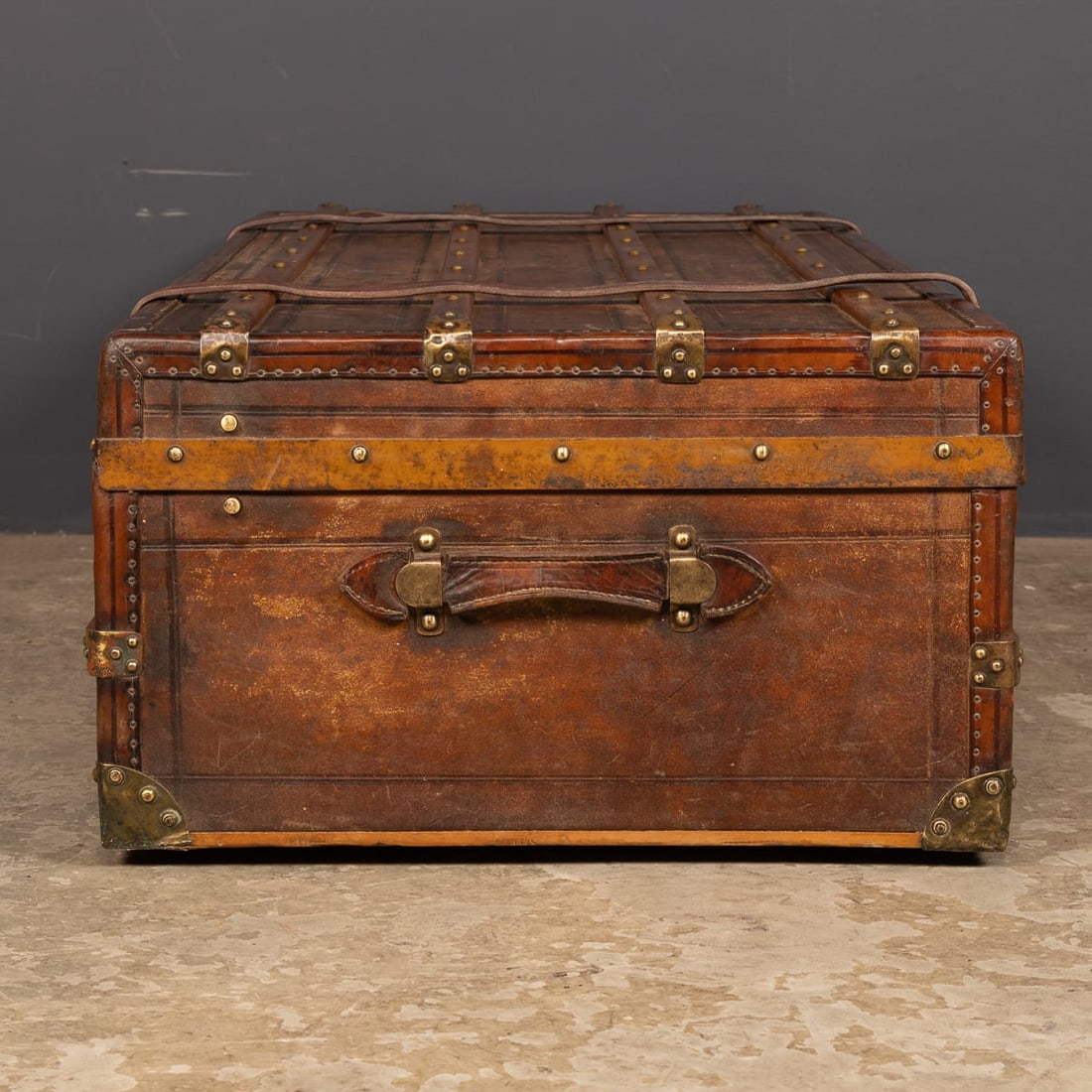 ANTIQUE 19thC VICTORIAN LEATHER TRAVEL TRUNK c.1870 - 5
