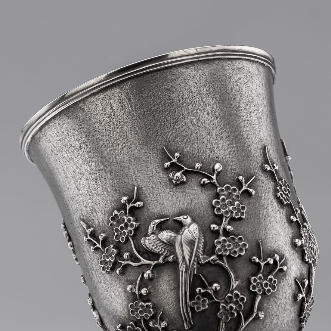 ANTIQUE 19thC CHINESE RARE PAIR OF EXPORT SOLID SILVER GOBLETS, CUMSHING c.1880 - 11