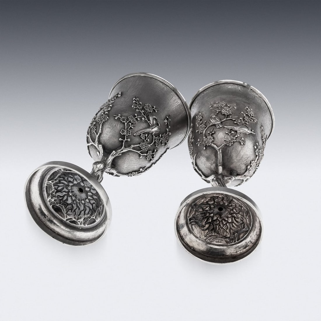 ANTIQUE 19thC CHINESE RARE PAIR OF EXPORT SOLID SILVER GOBLETS, CUMSHING c.1880 - 9