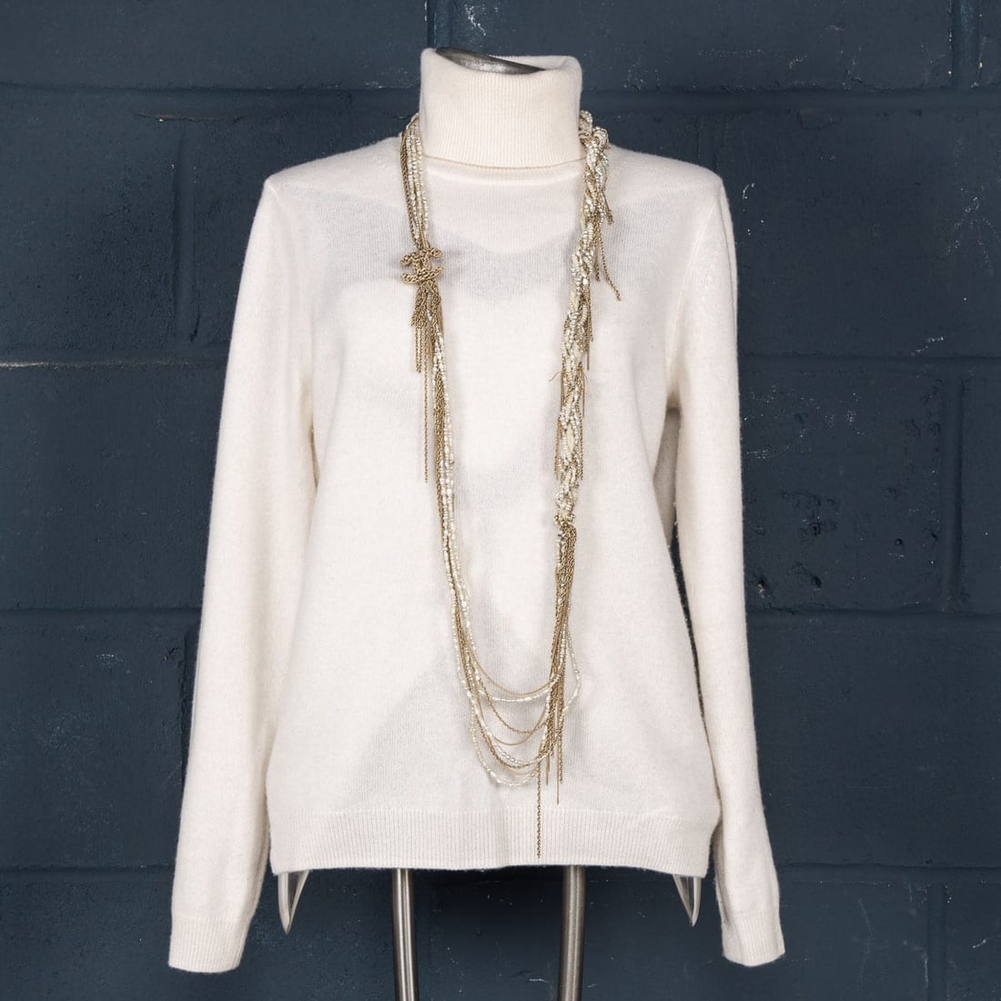 LATE 20TH CENTURY VINTAGE CHANEL SAUTOIR, FRANCE - 13