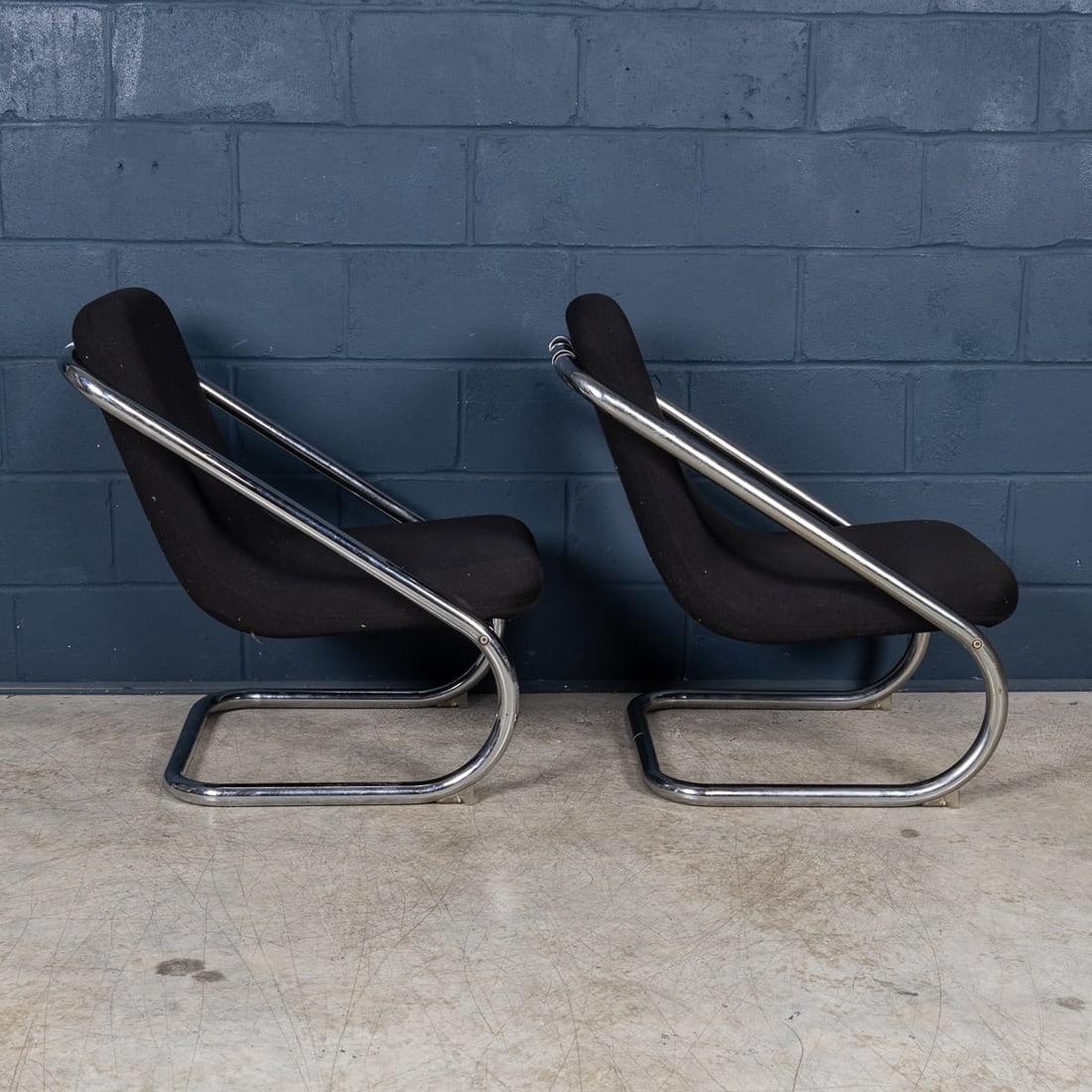 20thC ITALIAN PAIR OF TUBULAR FRAMED LOUNGE CHAIRS c.1980 - 6