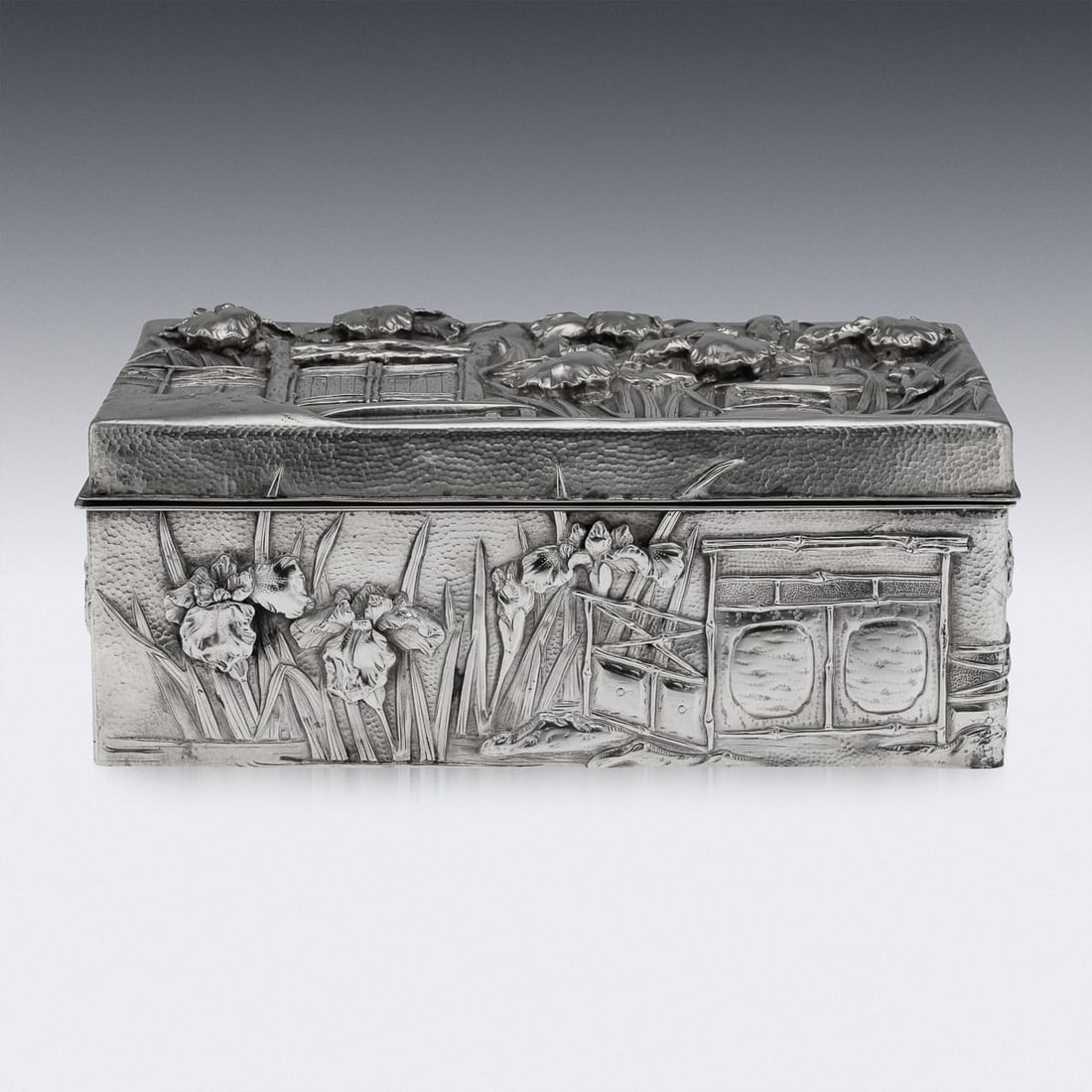 ANTIQUE 20thC JAPANESE MEIJI SOLID SILVER IRIS FLOWER CIGAR BOX, ZUAN c.1900 - 4