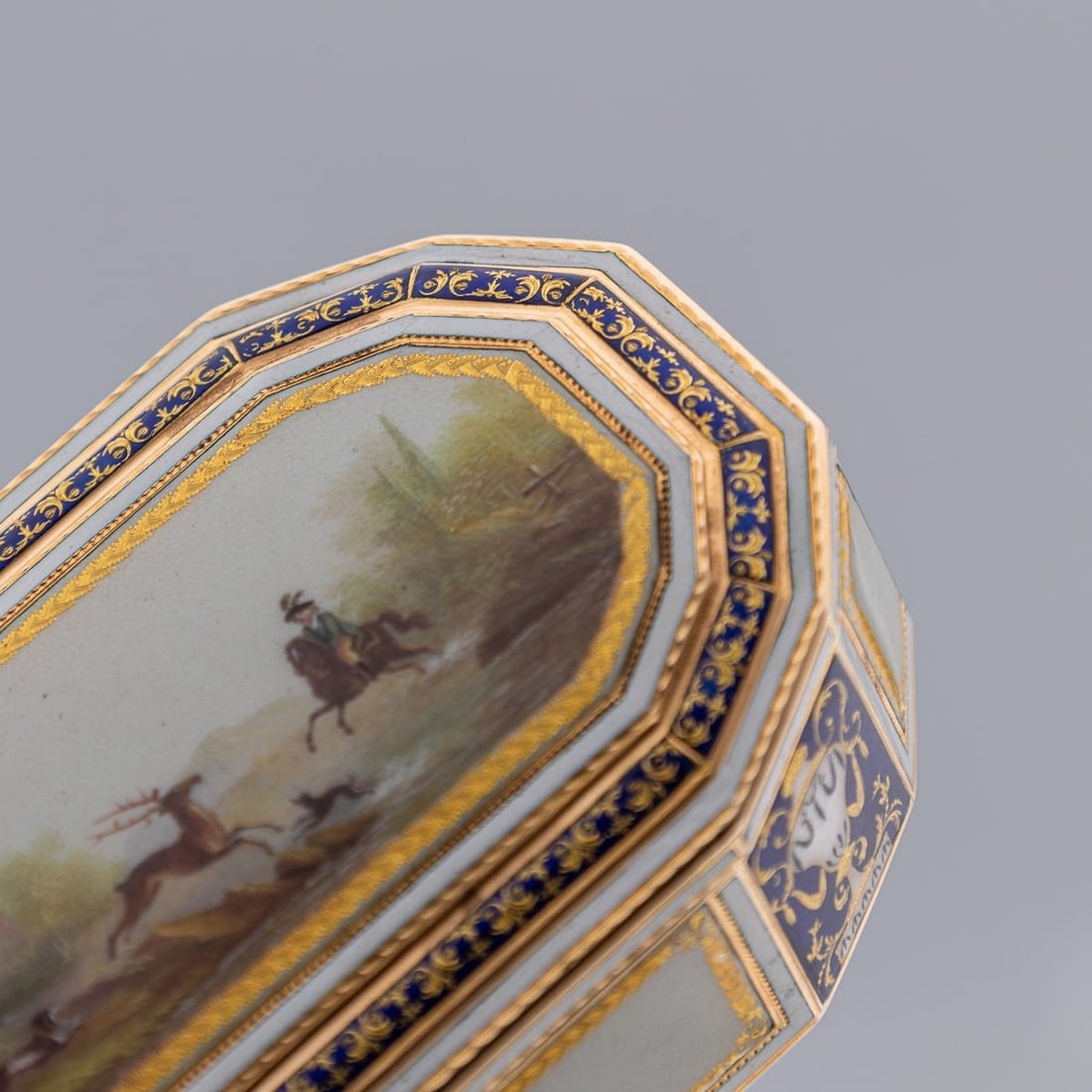 ANTIQUE 18thC GERMAN 18k GOLD & ENAMEL SNUFF BOX, FRERES JORDAN, HANAU c.1790 - 15