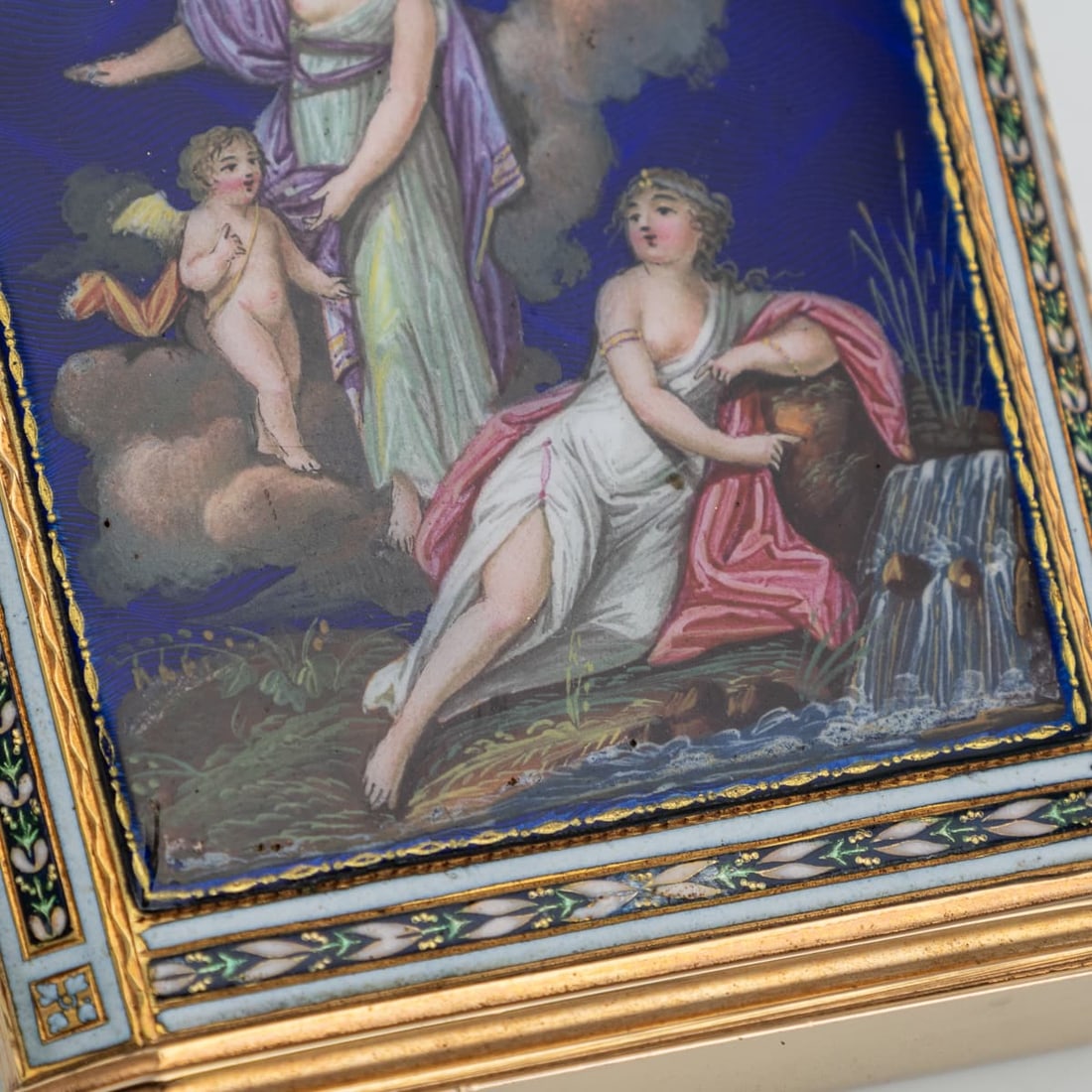 ANTIQUE 18thC SWISS GOLD, ENAMEL & SEED PEARL AIDE MEMOIRE "SOUVENIR" BOX c.1790 - 14