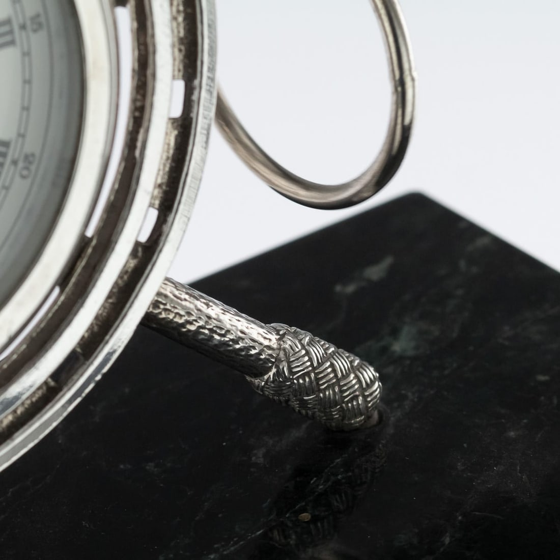 UNUSUAL 20thC SOLID SILVER HORSE RACING CLOCK, EDINBURGH c.1983 - 20