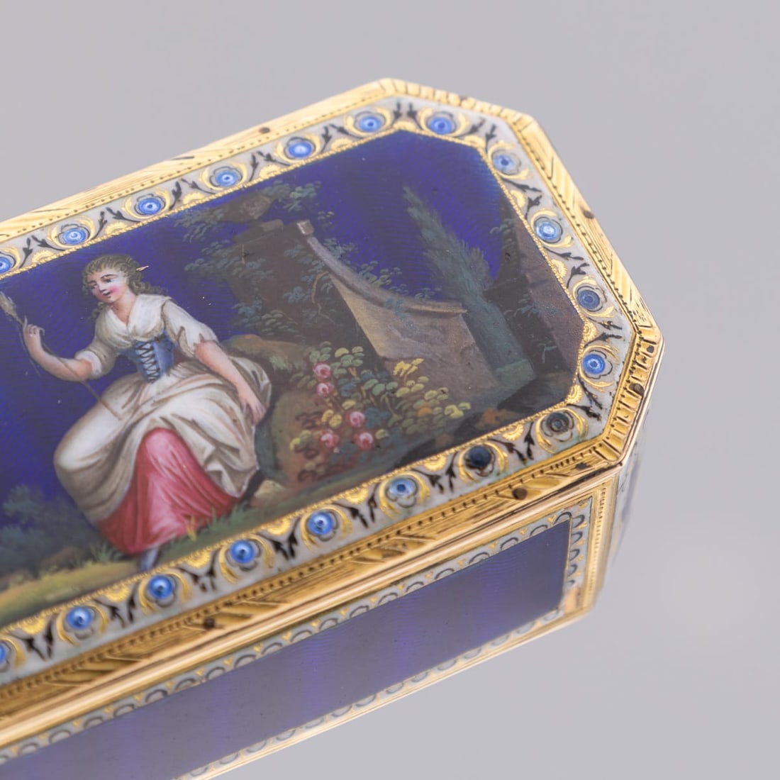 ANTIQUE 19thC GERMAN 18K GOLD & ENAMEL SNUFF BOX, HANAU c.1820 - 17