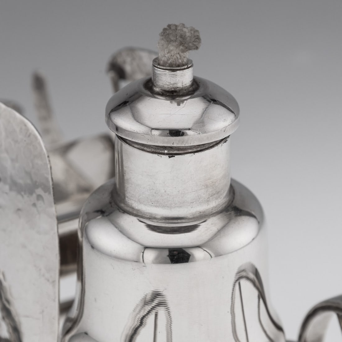 ANTIQUE 20thC CARRIAGE SILVER PLATED TABLE LIGHTER & CIGARETTE HOLDER c.1900 - 17