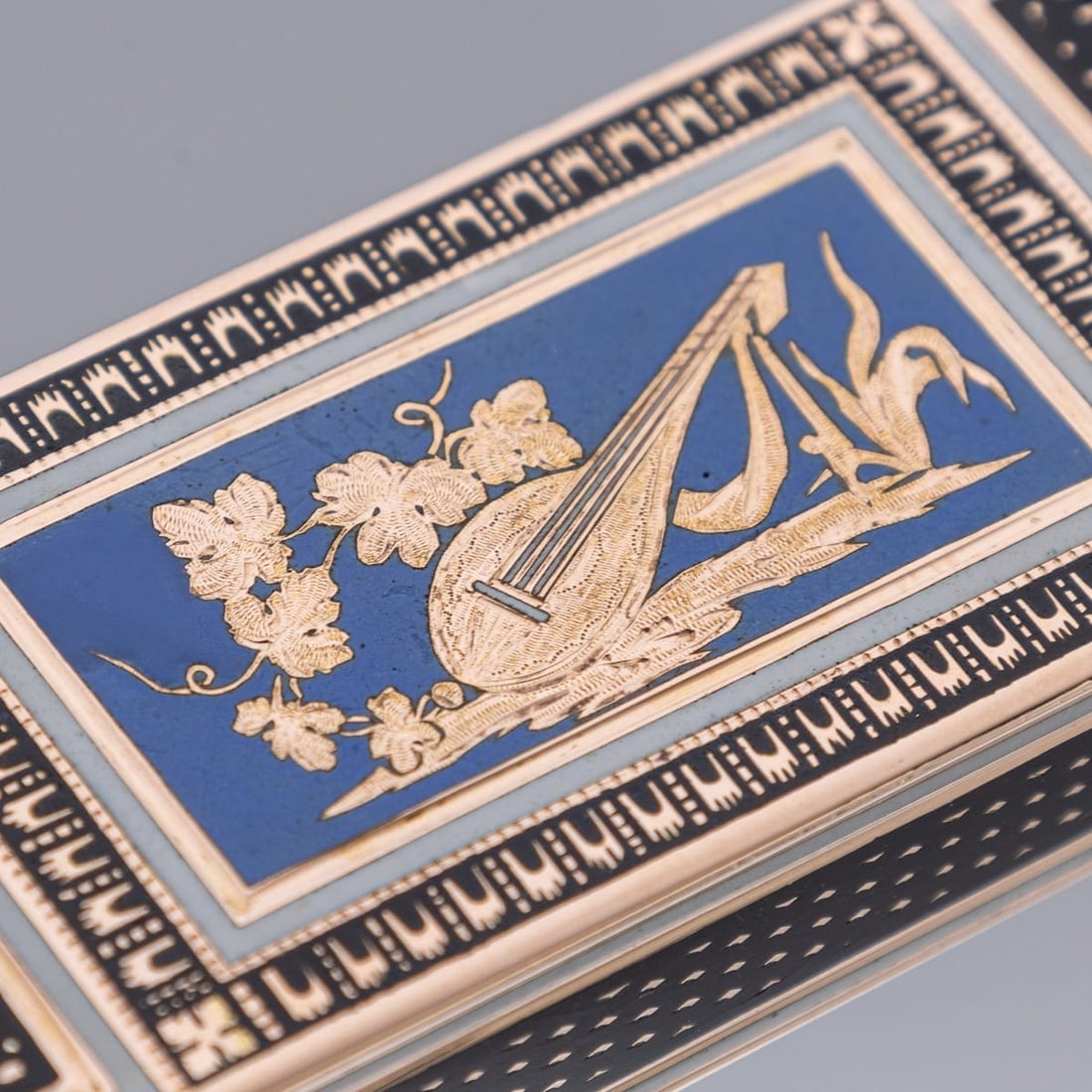 ANTIQUE 19thC GERMAN GOLD & ENAMEL SNUFF BOX, FRERES JORDAN, HANAU c.1800 - 13