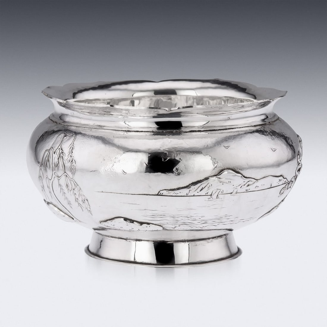 ANTIQUE 20thC MEIJI JAPANESE SOLID SILVER FUJI MOUNTAIN BOWL c.1900 - 5
