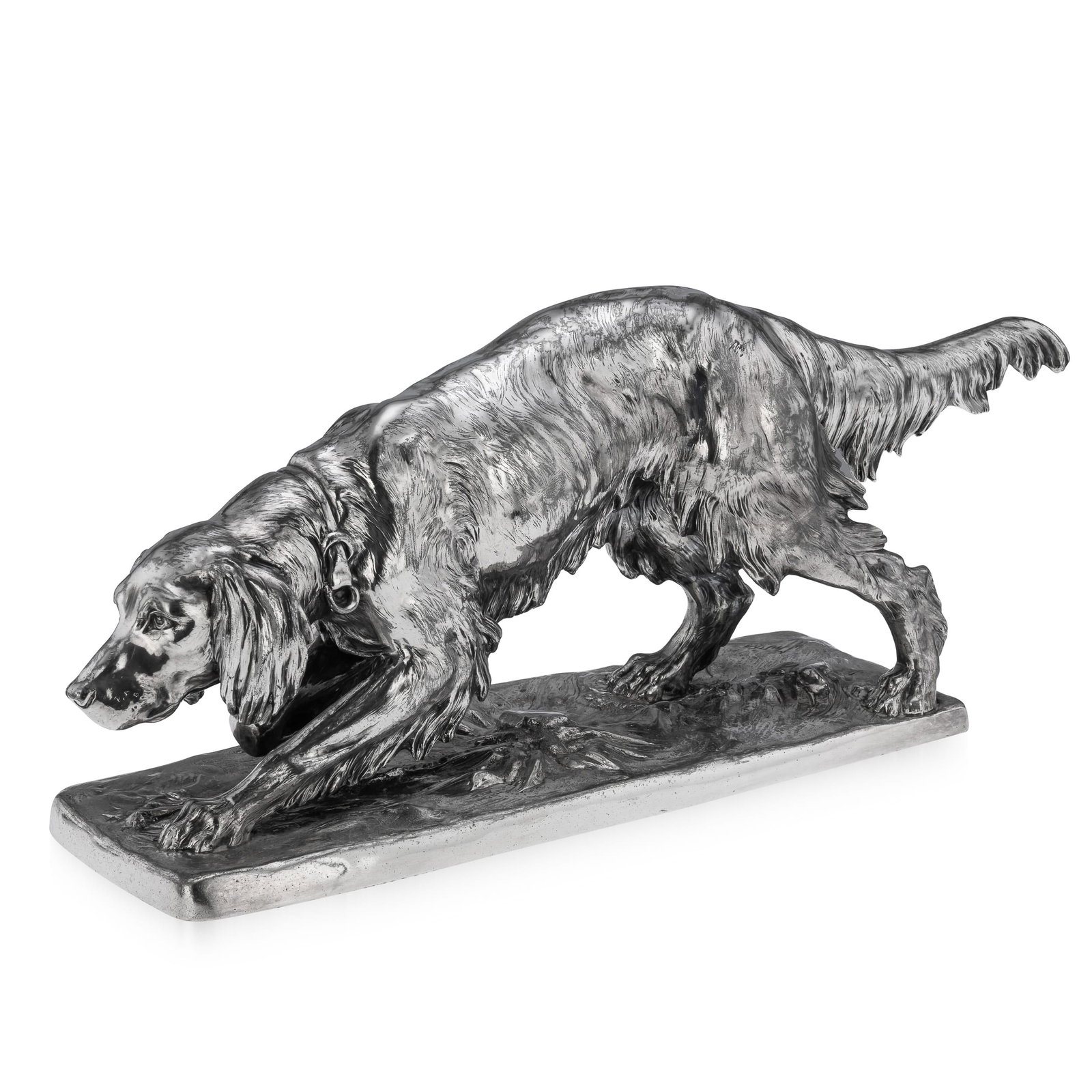 ANTIQUE 20thC CONTINENTAL SILVER PLATED HUNTING "SETTER DOG" STATUE c.1910: Antique 20th Century Continental silver-plated hunting dog. Finely crafted and impressive in scale, this statue portrays a Setter on the hunt, poised mid-prowl. Setters were originally bred as gundogs