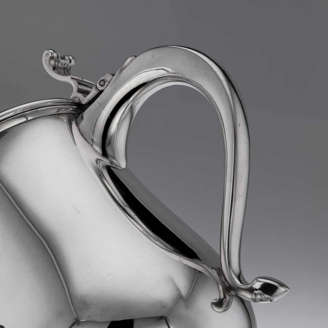 SUPERB 20thC PAIR OF ITALIAN SOLID SILVER LIDDED TANKARDS - 11