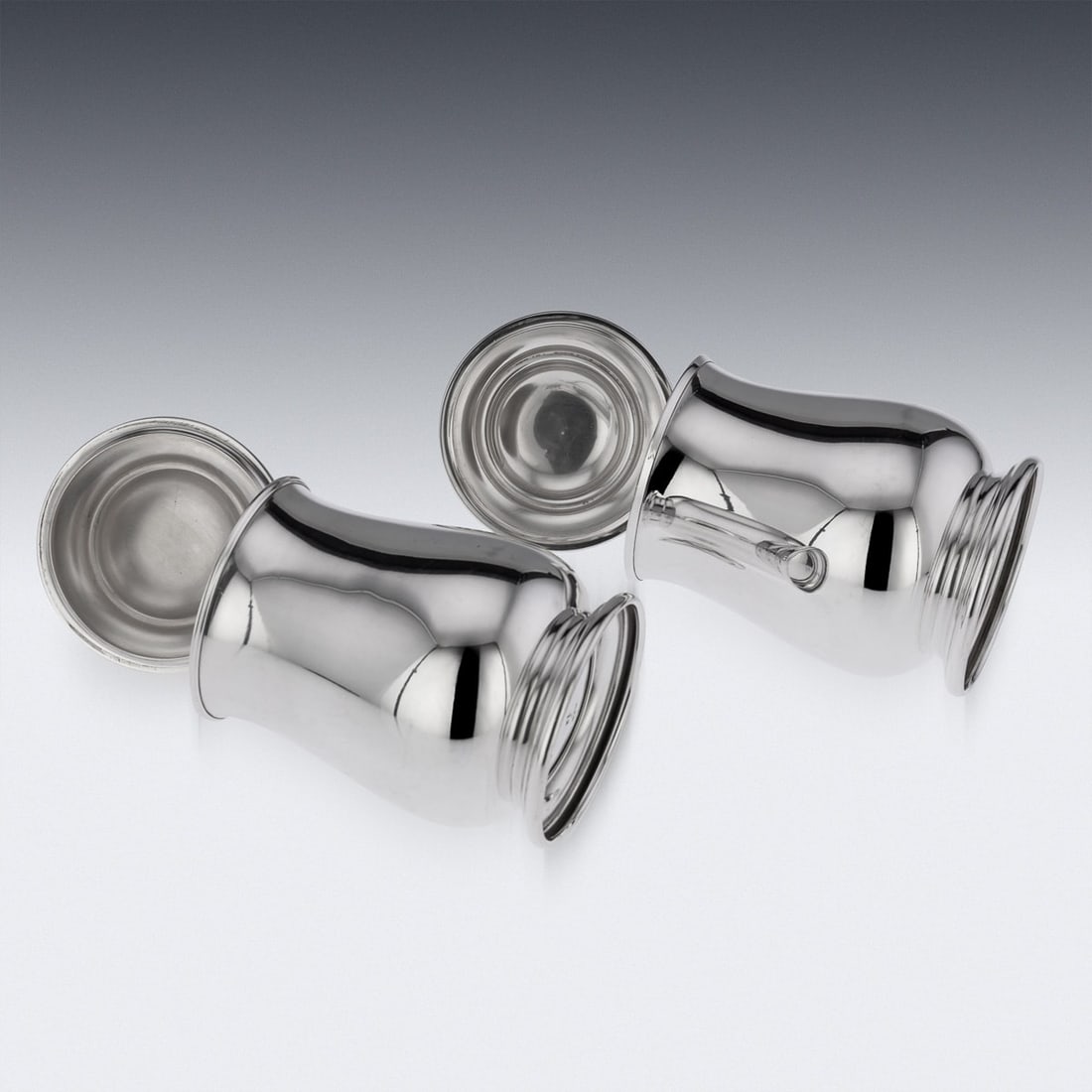 SUPERB 20thC PAIR OF ITALIAN SOLID SILVER LIDDED TANKARDS - 6