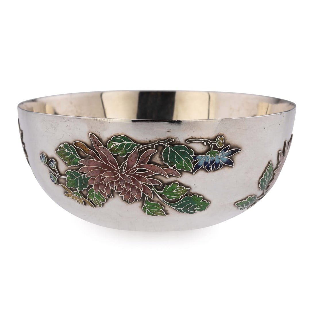 ANTIQUE 19thC RARE CHINESE EXPORT SOLID SILVER & ENAMEL BOWL, WANG HING c.1890: Antique late-19th Century Extremely Rare Chinese export solid silver & enamel finger bowl, the sides are applied with shaded enamels, depicting blooming chrysanthemums flowers on polished ground.