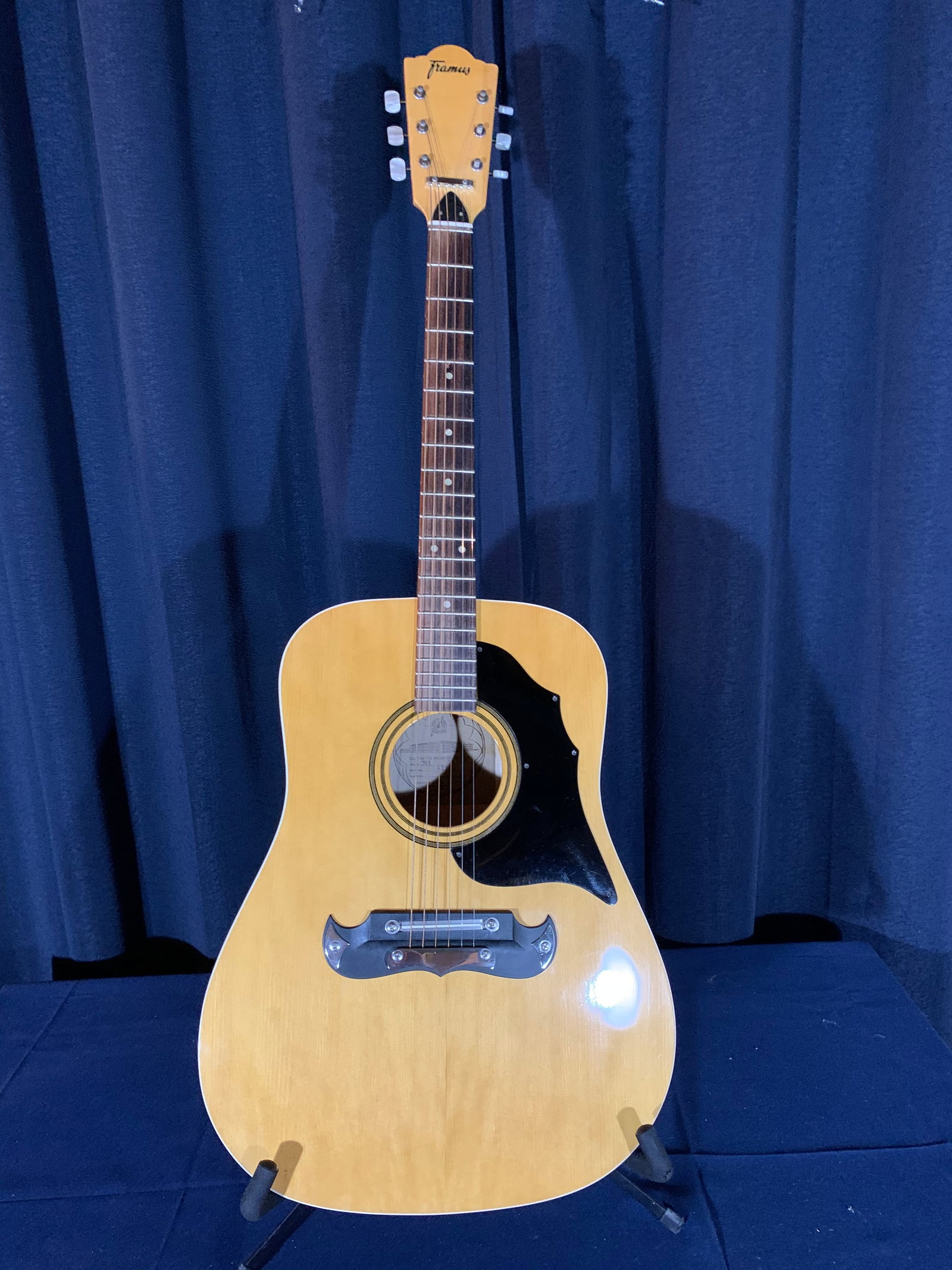 1974, Framus Archback Texan Guitar (1 of 7)