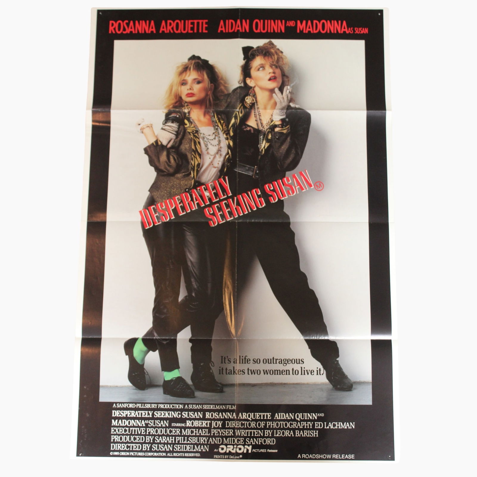 Desperately Seeking Susan (Orion Pictures © 1985), Extremely Fine details: Original U.S. Full Sheet Poster Size 68.5 X 104 cm Condition Quad Folds. Minor separation on corners, Corners and sides in fine condition. Medium Memorabilia Exhibited Movies, Pos
