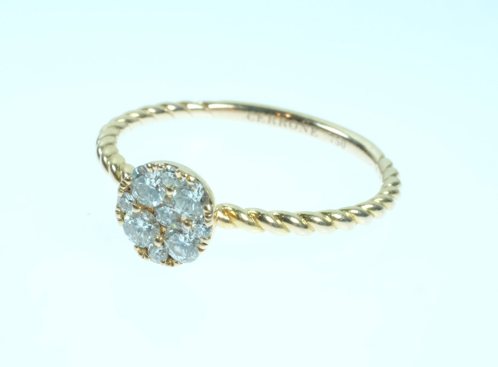 Diamond Daisy Ring with 18ct Yellow Gold Rope Band - 2