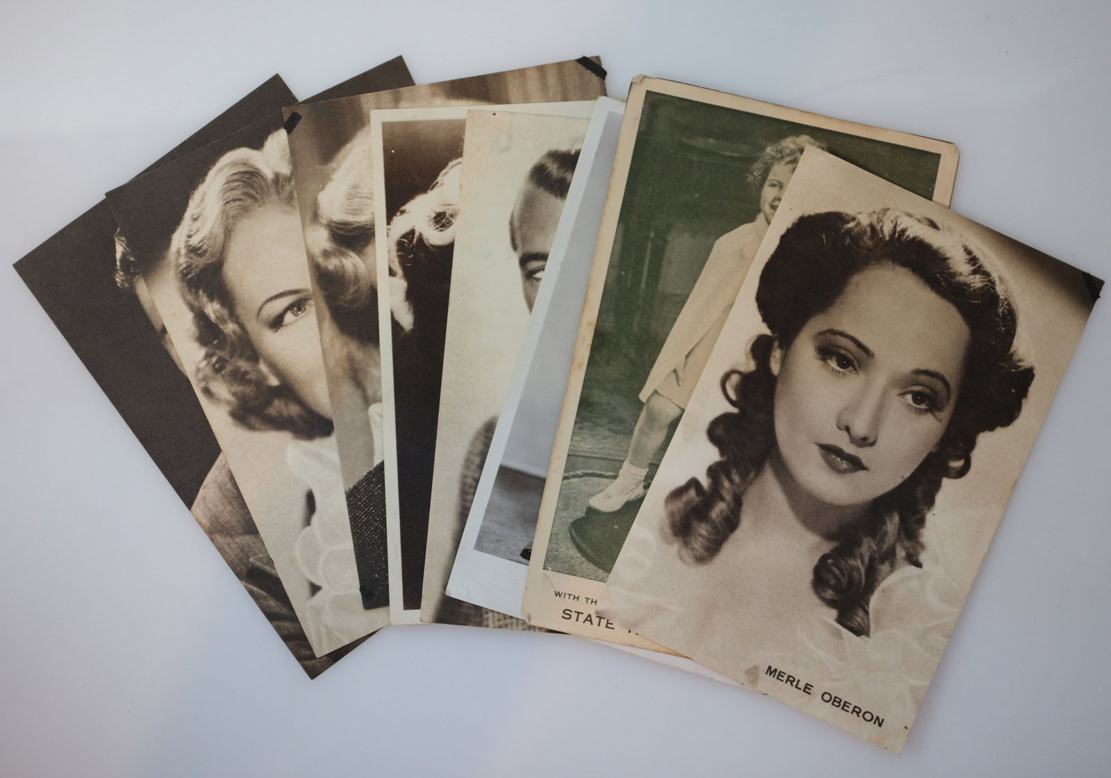 Marilyn Monroe Limited Edition Gum Cards Set (Sealed -Mint State) + Black and White Movie Stills (35 - 3