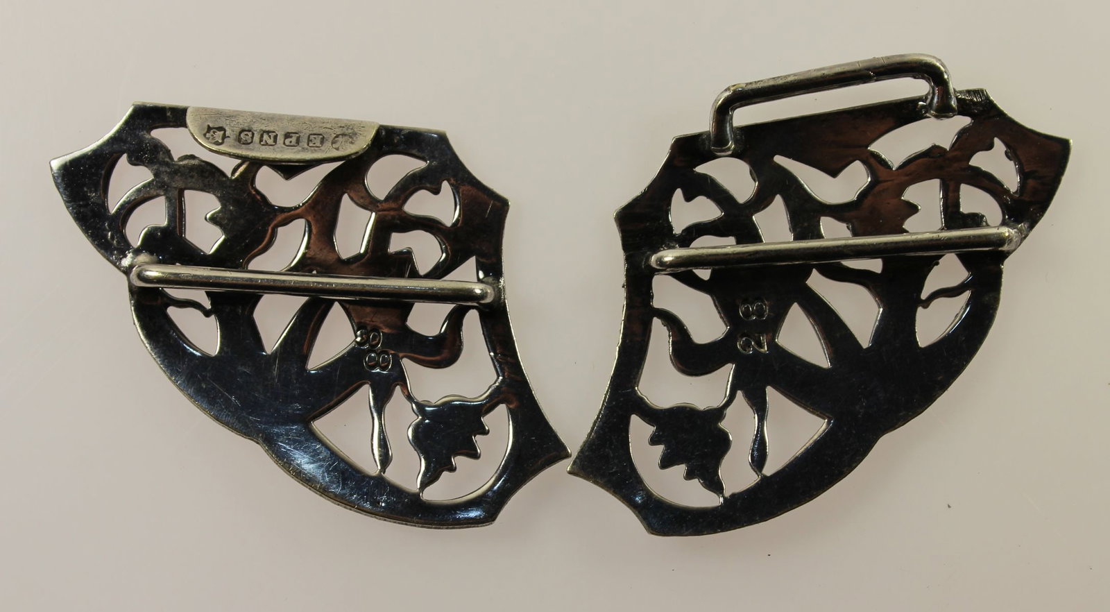 Victorian Nurses Buckle in Nickel Silver (Two pieces) - 2