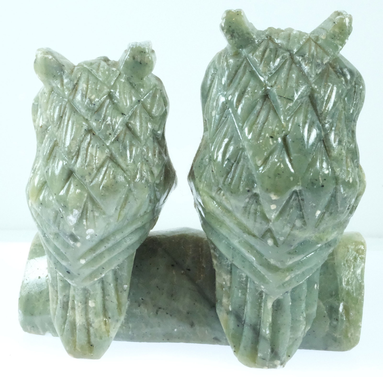 Nephrite Jade Ornament of Owls Perching - 3