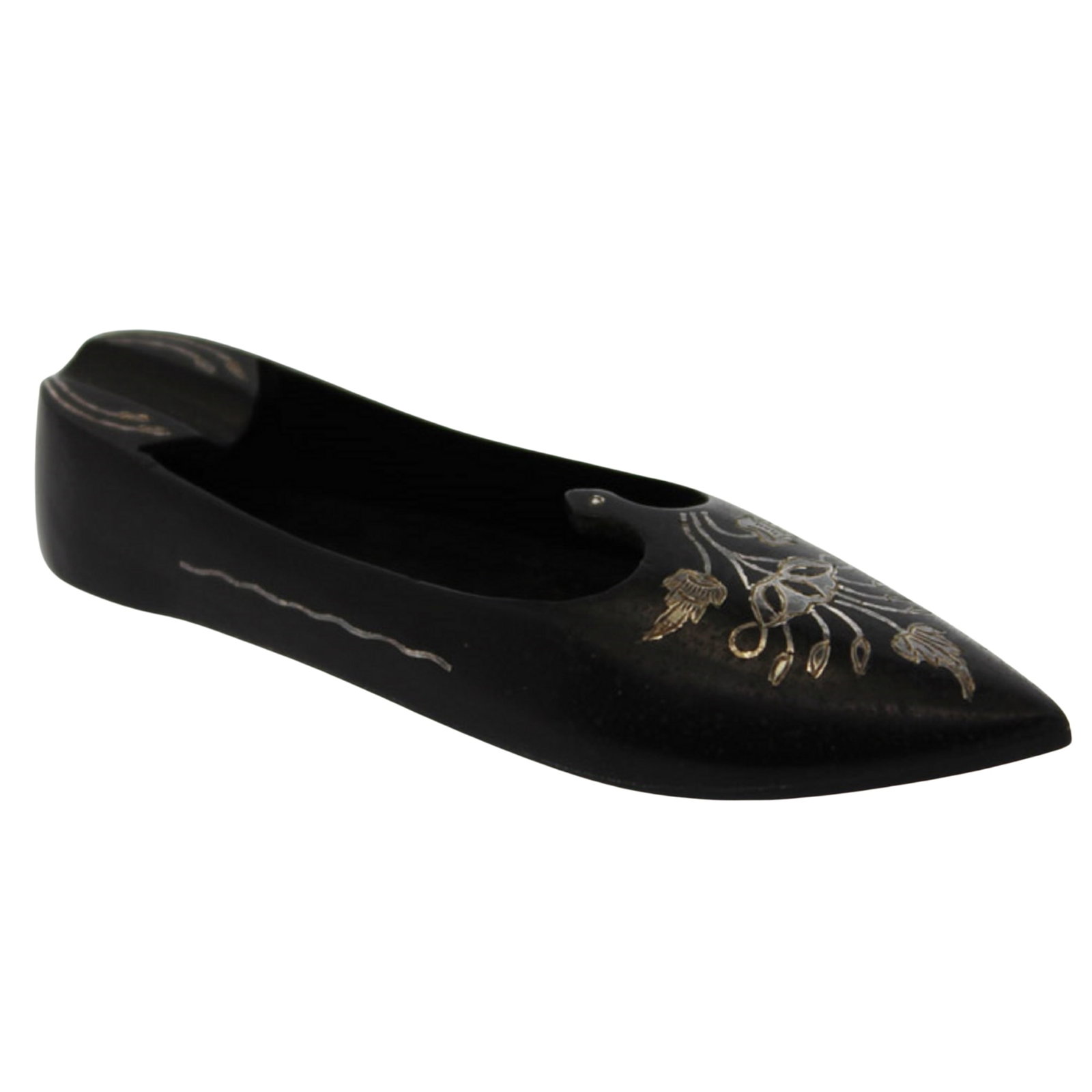 Vintage Scandinavian Personal Ashtray in the shape of a Slipper: Tests zinc & copper with an intricate silver inlay. Reminiscent of the style of Georg Jensen war-time jewelleryMediumSilver & Vertu