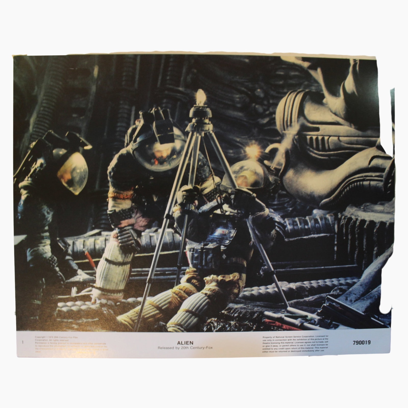 Alien (20th Century Fox © 1979) Lobby Cards, virtually Mint (8 cards) - 2