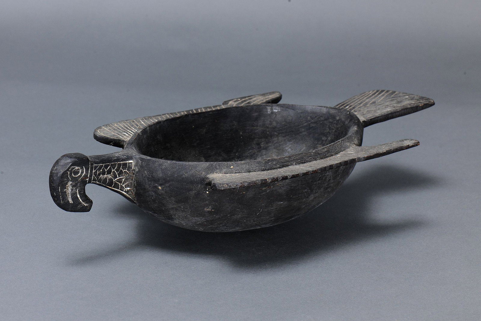 TAMI FEAST BOWL IN FORM OF BIRD, HUON GULF, PAPUA NEW GUINEA - 2
