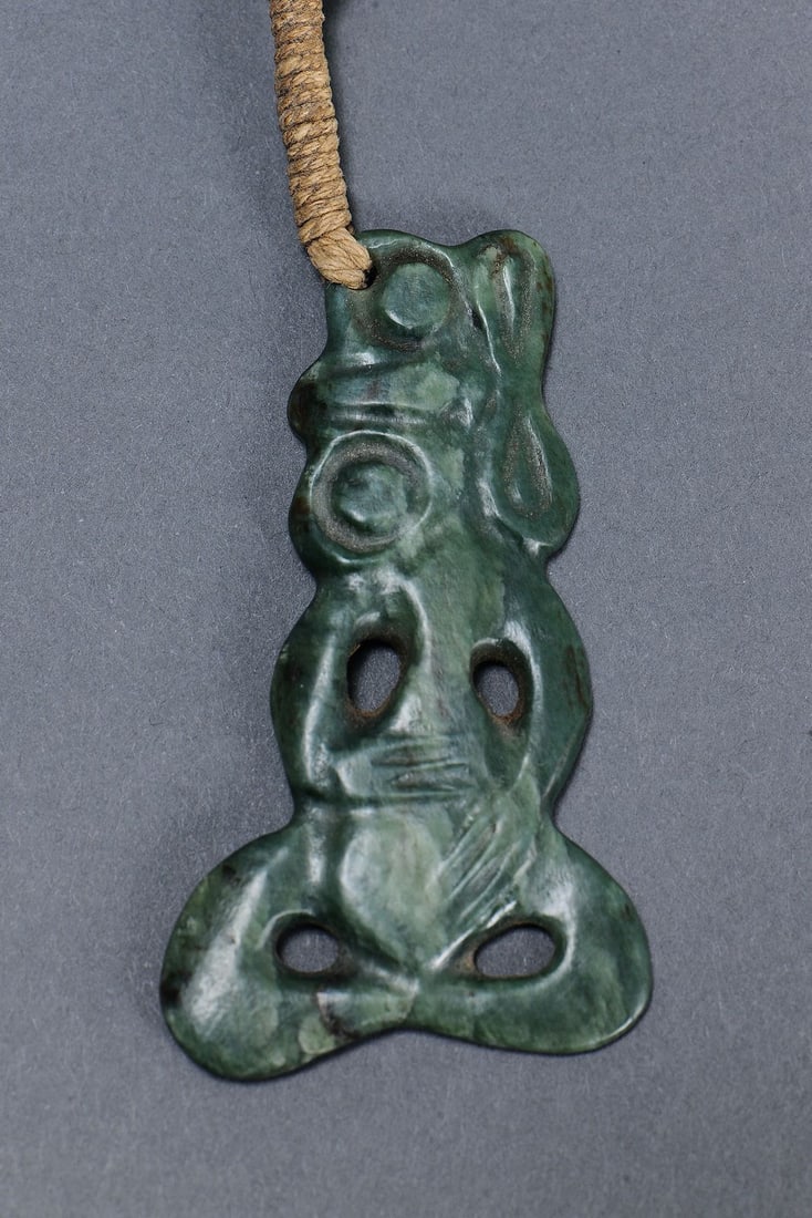 MAORI ‘HEI TIKI' POUNAMU (GREENSTONE) PENDANT, NEW ZEALAND - 3