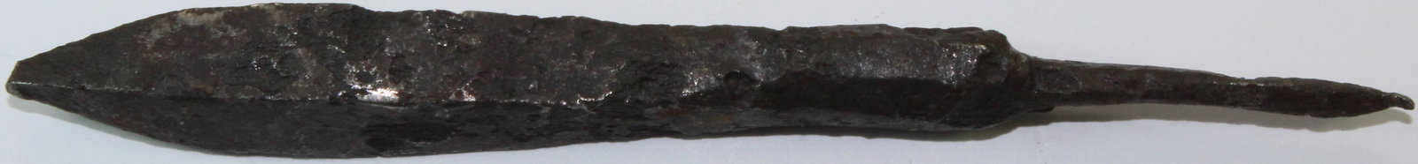 Iron Arrowhead with solid shaft - 2