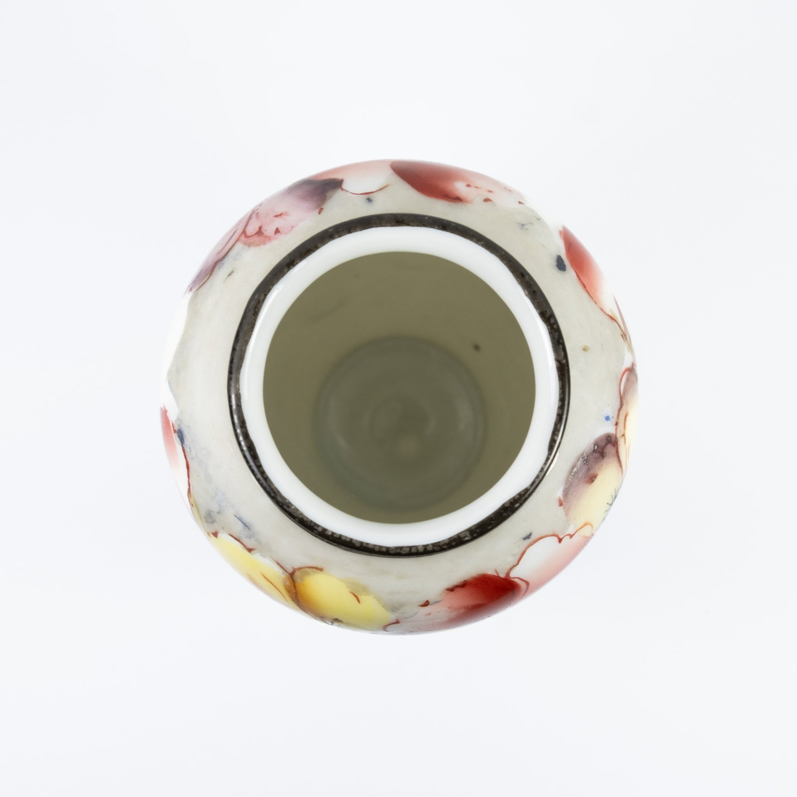 Pansy-pattern Hand-painted Porcelain Vase - 3