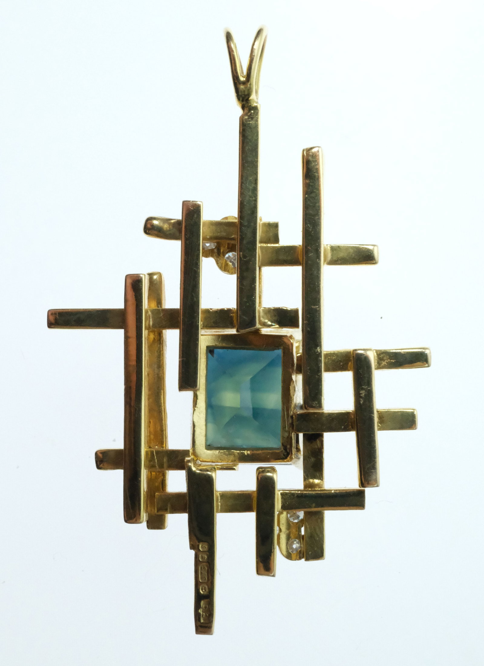 Modernist Green Tourmaline Pendant in 12ct Yellow Gold - 2