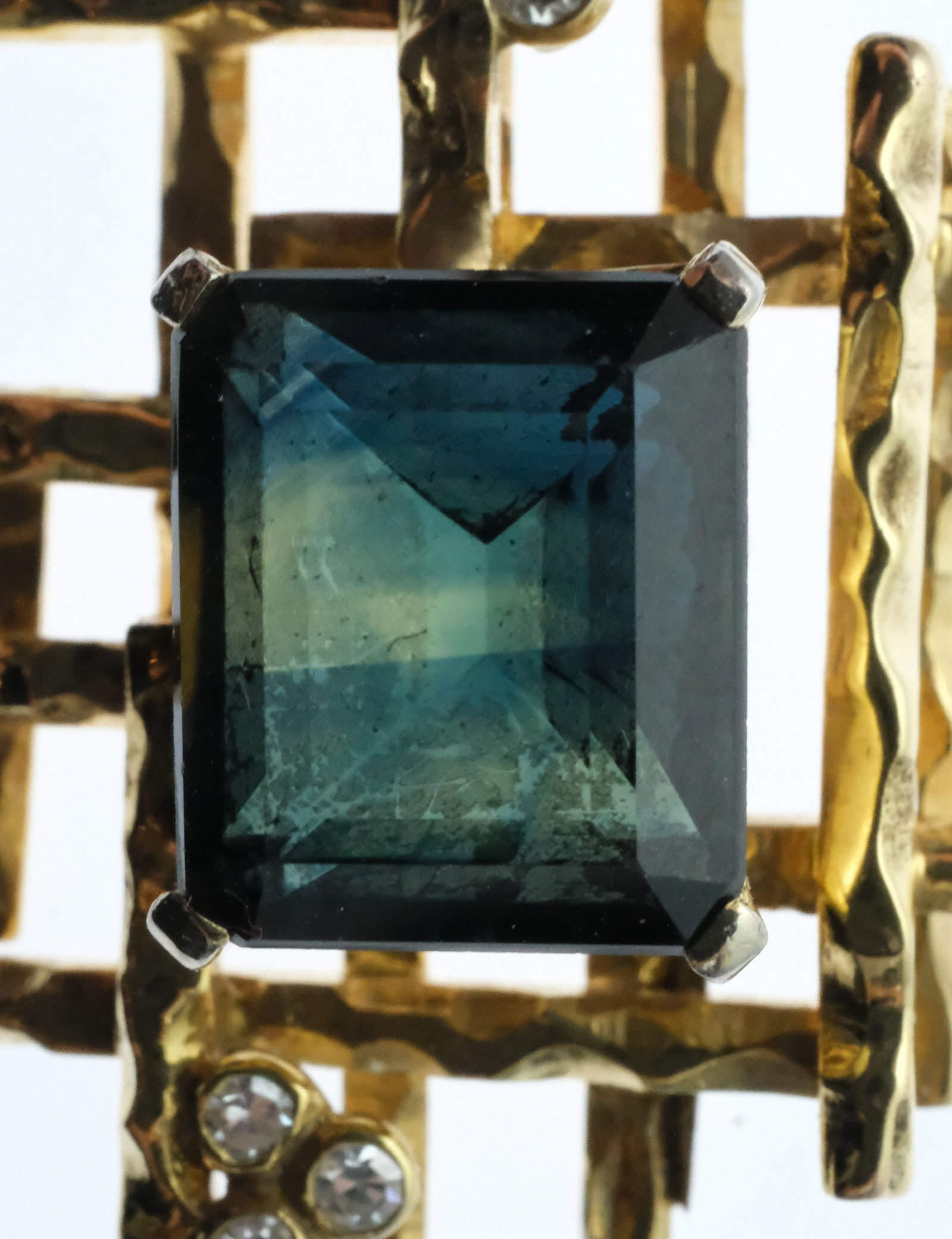 Modernist Green Tourmaline Pendant in 12ct Yellow Gold - 3