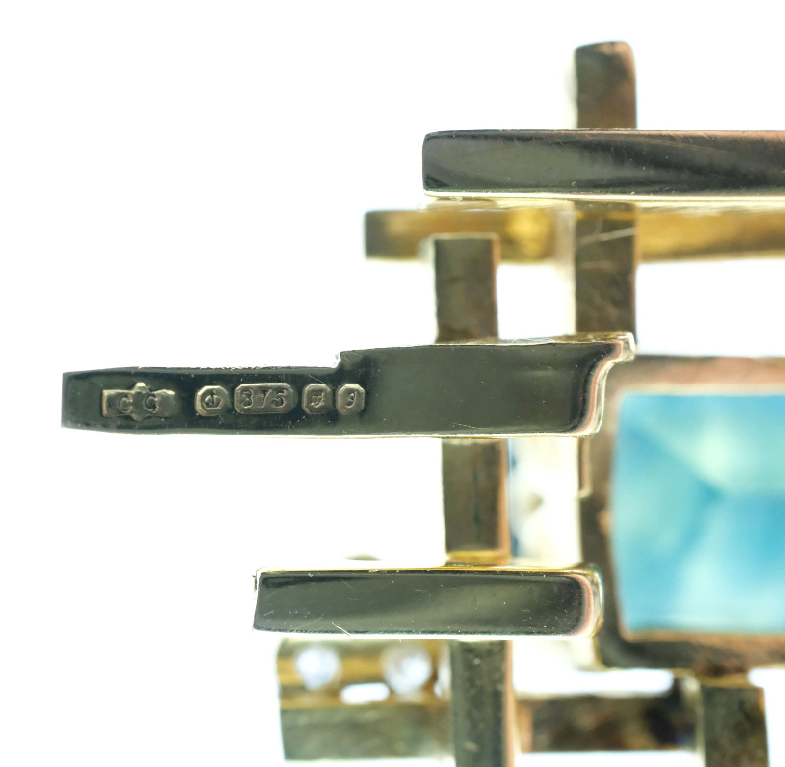 Modernist Green Tourmaline Pendant in 12ct Yellow Gold - 4