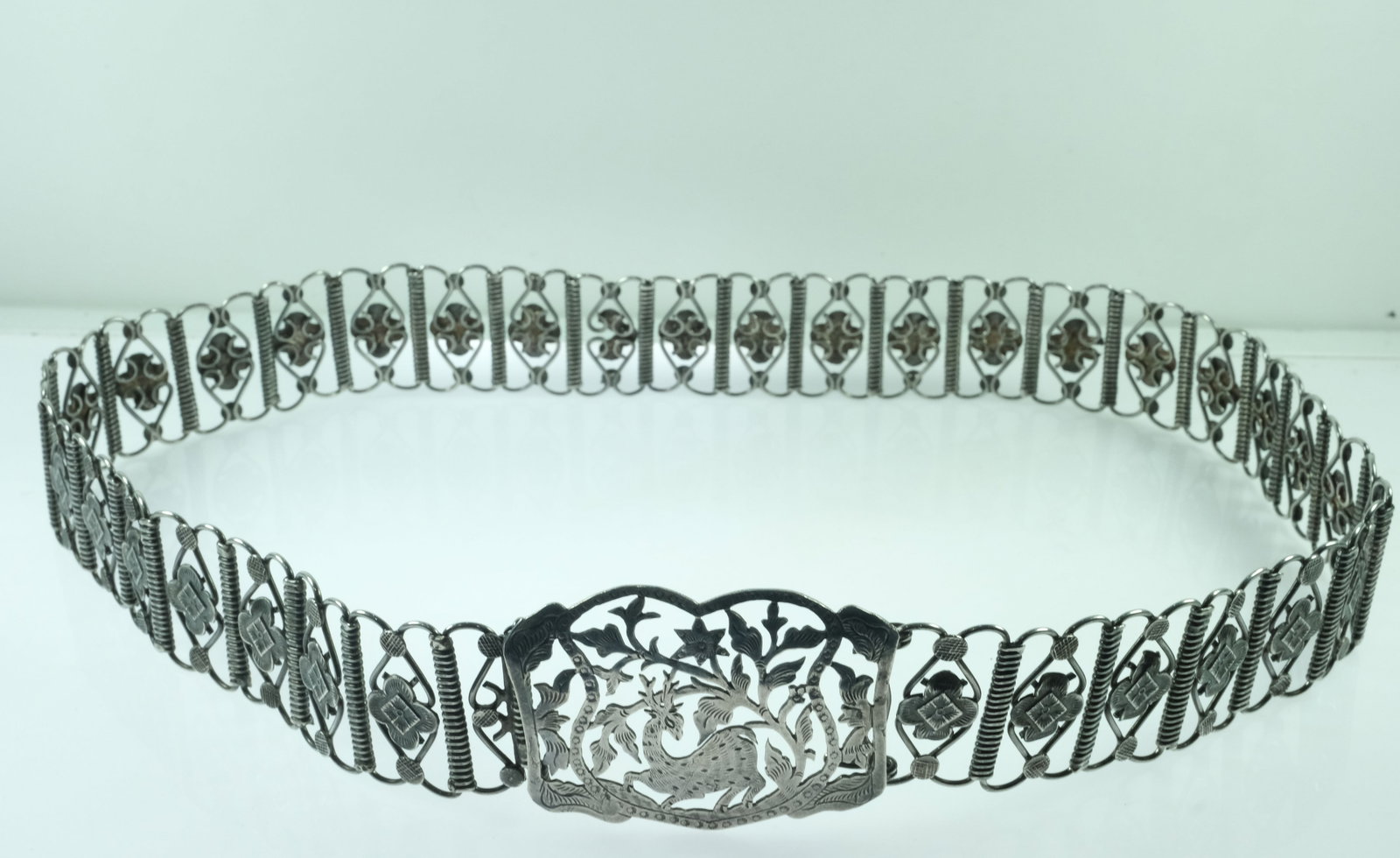 Vintage European (800) Silver Floral Panel Belt with Deer Buckle & matching Bracelet (2 items) - 3