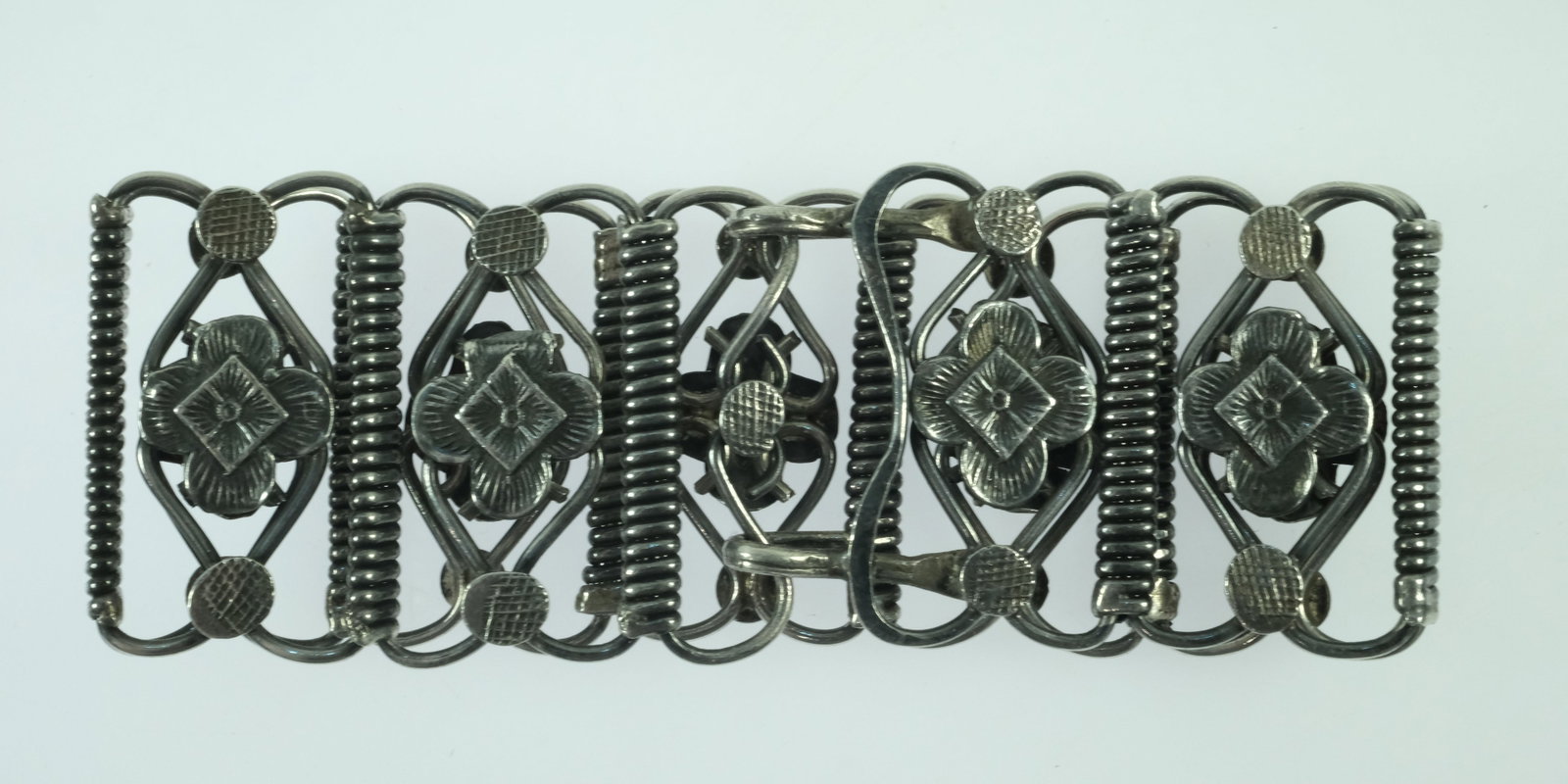 Vintage European (800) Silver Floral Panel Belt with Deer Buckle & matching Bracelet (2 items) - 7