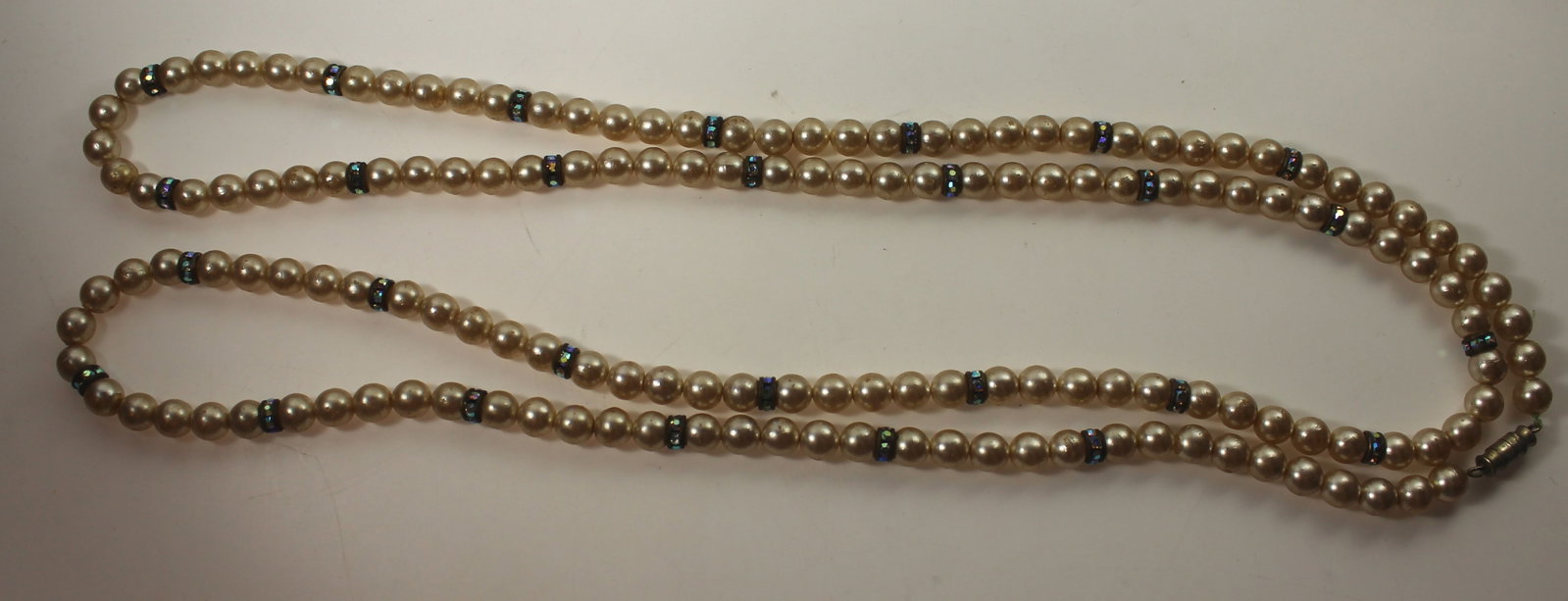 Opera-length Vintage Faux Pearl & Diamante Necklace - 2