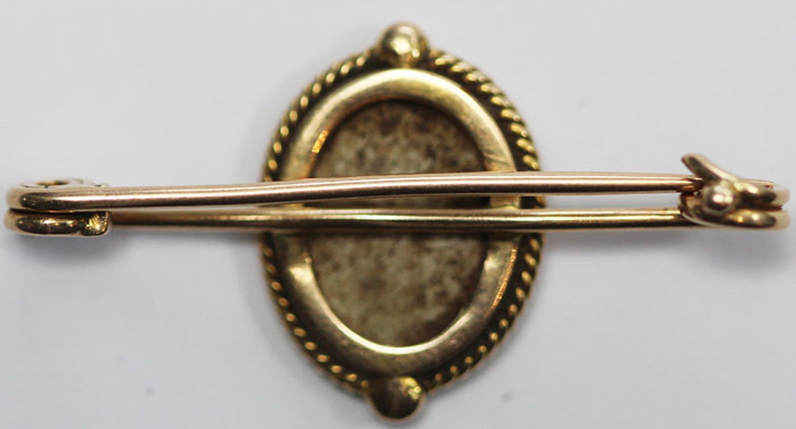 Stylish Pin in 12ct with Jasperware insert - 2
