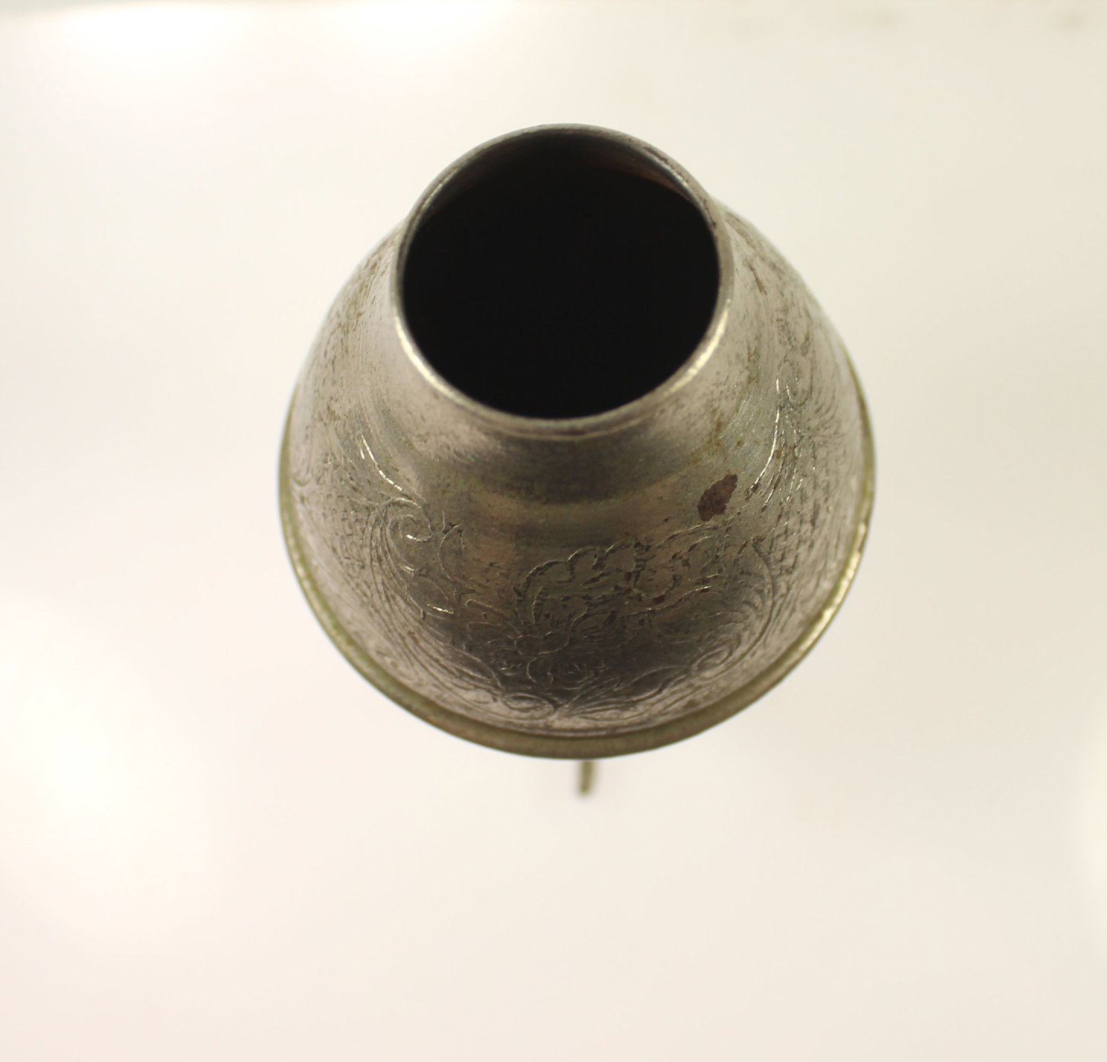 Three-legged Silver coloured Burner - 4