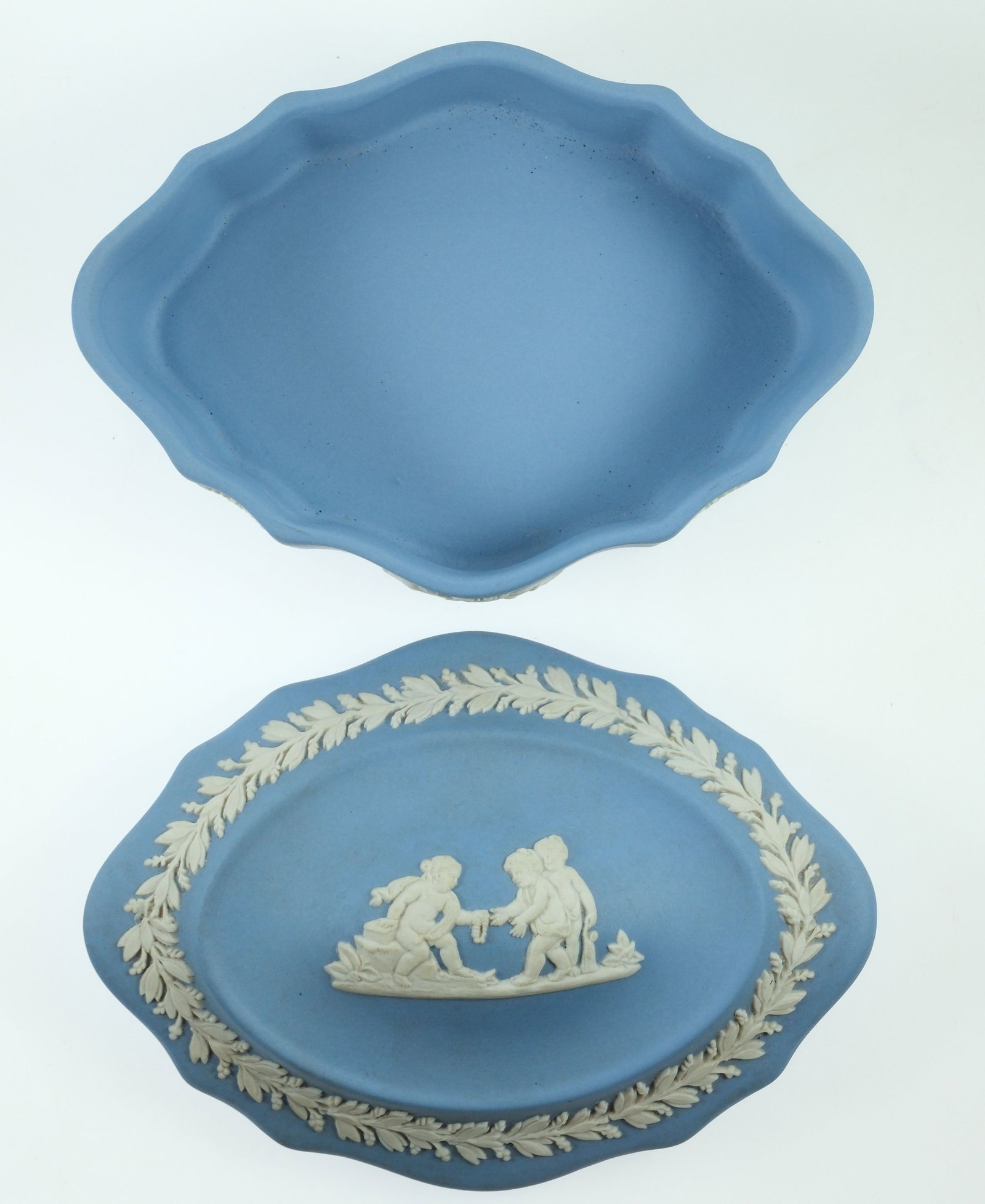 Wedgwood Blue Jasperware Oval Lidded Box - 2