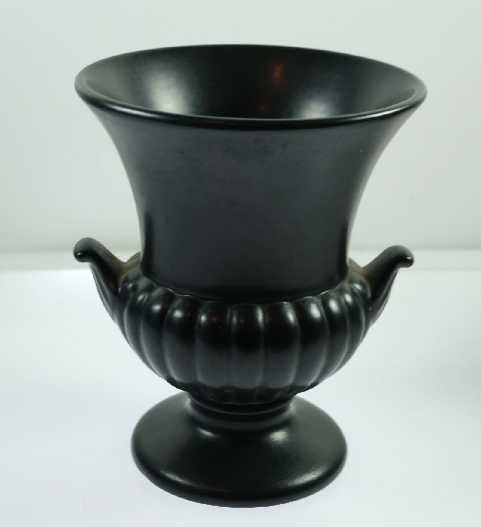 Wedgewood Black Glazed Urns (Pair) - 2