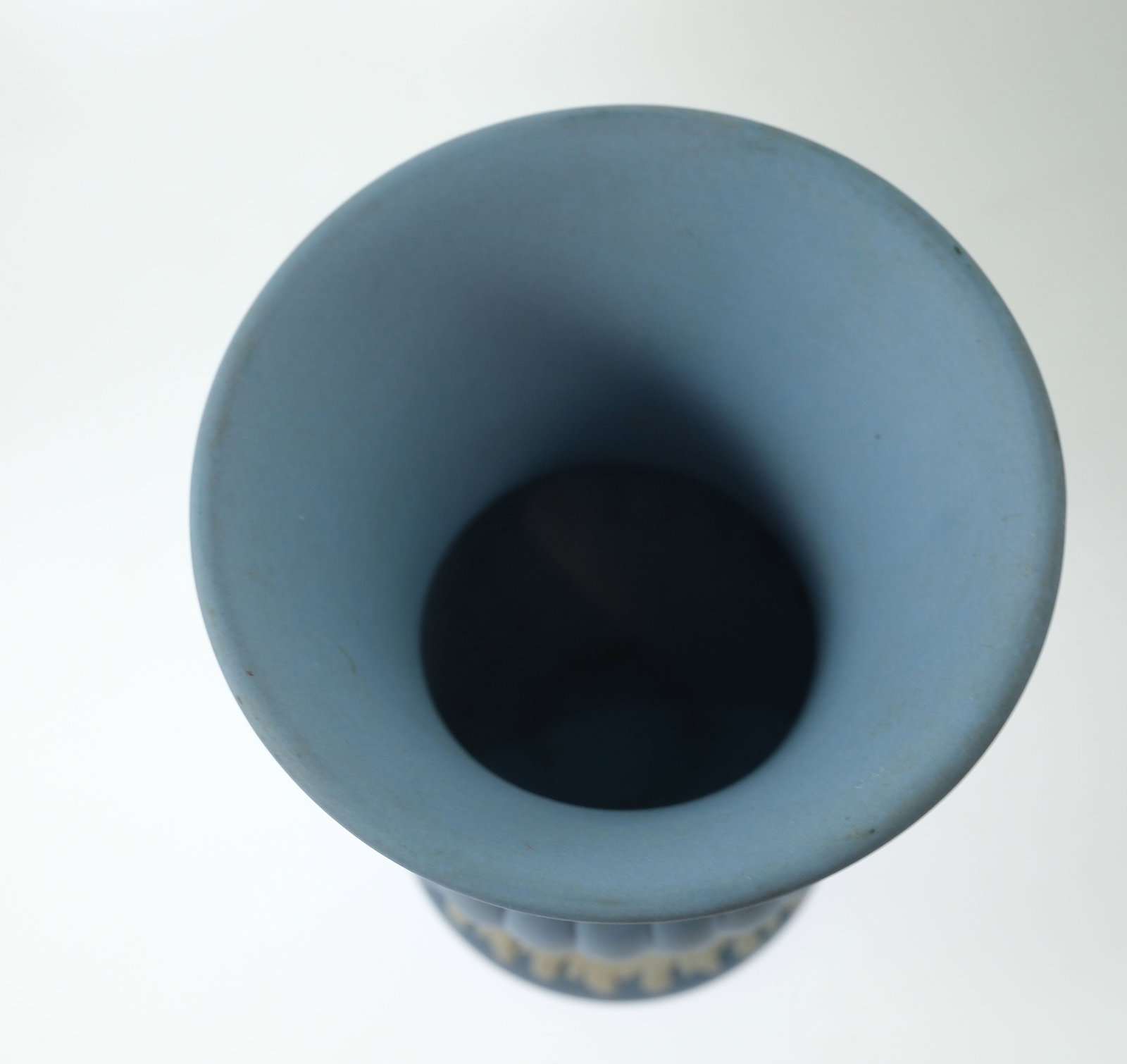Wedgewood Blue Jasperware Urn - 4