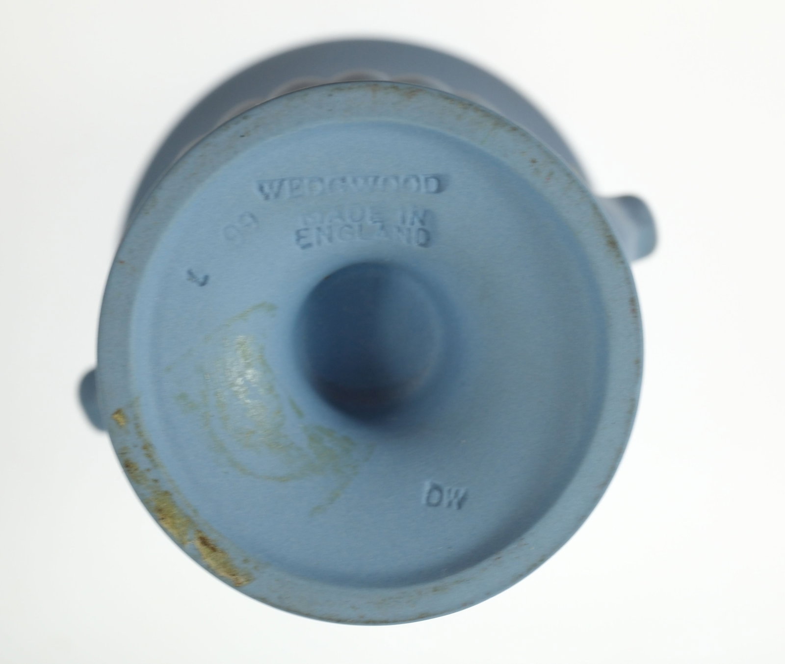 Wedgewood Blue Jasperware Urn - 5